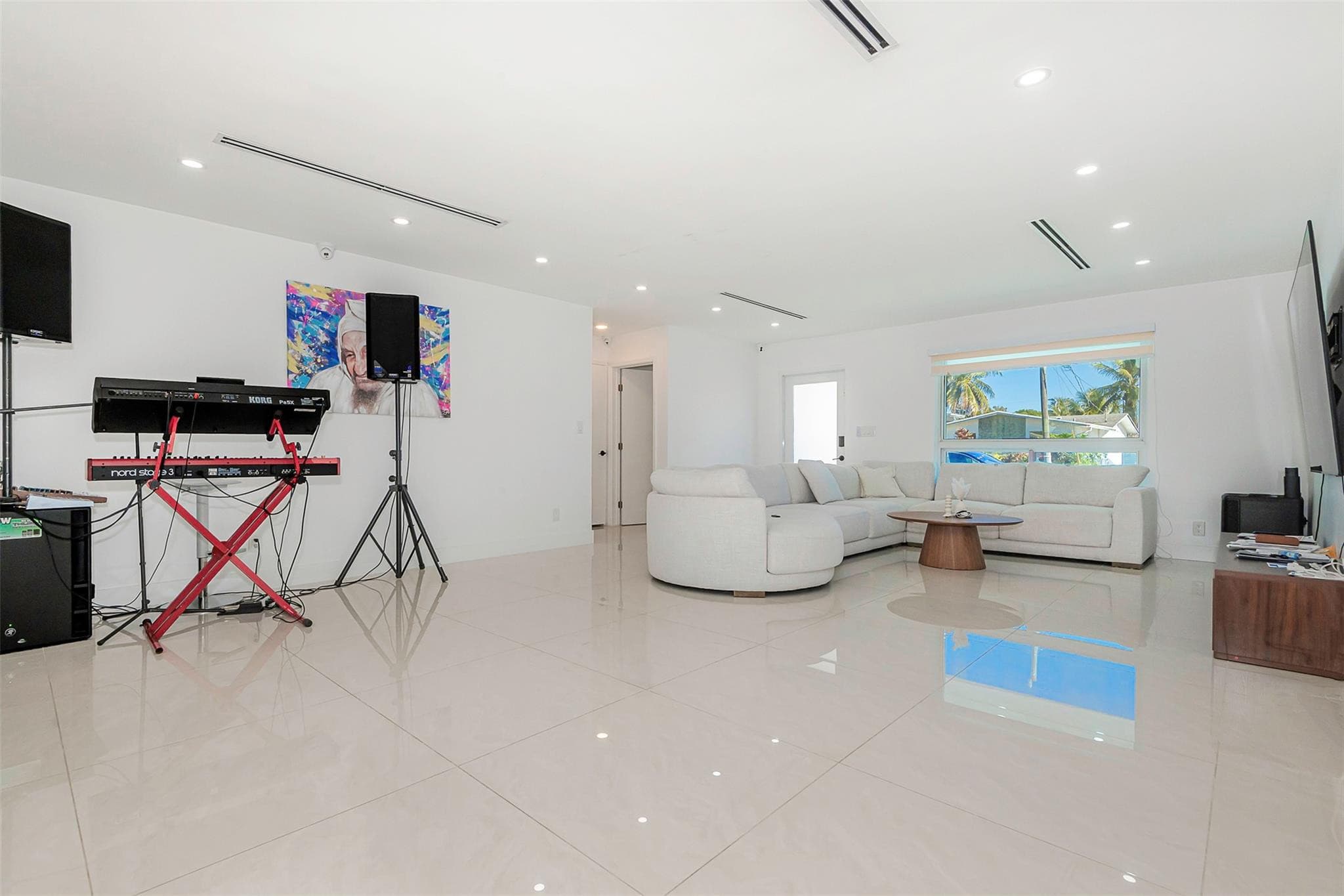 825 Argonaut Isle, Dania Beach, FL 33004 — photo 6 of 29