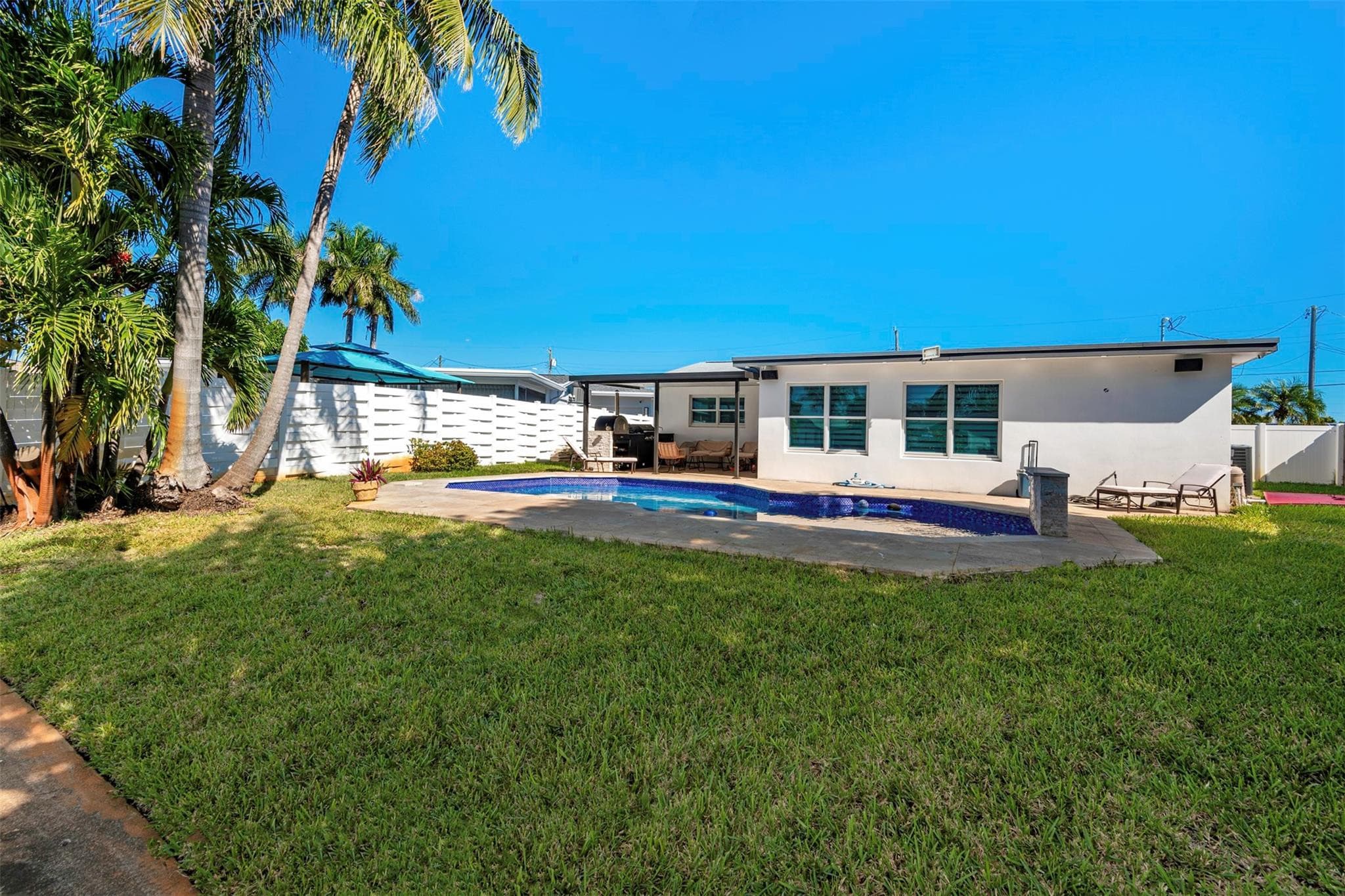 825 Argonaut Isle, Dania Beach, FL 33004 — photo 28 of 29