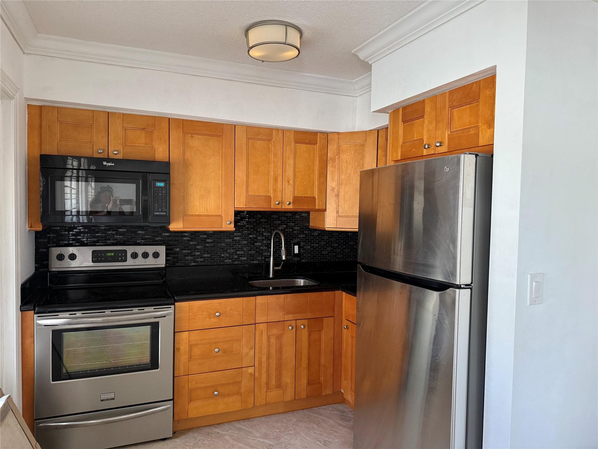 2131 NE 42nd Court 202e, Lighthouse Point, FL 33064 — photo 1 of 23