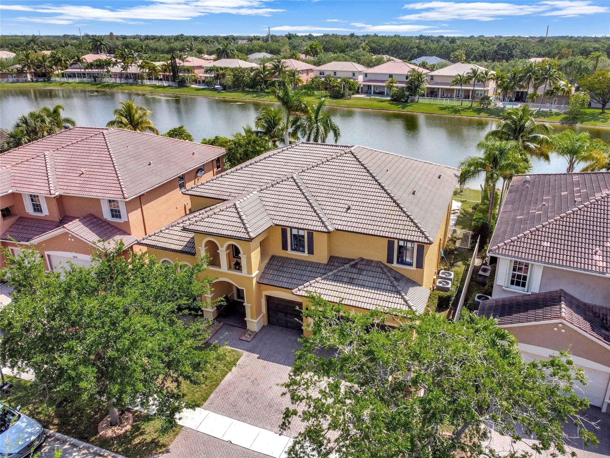 3872 W Hibiscus Street, Weston, FL 33332 — photo 1 of 28