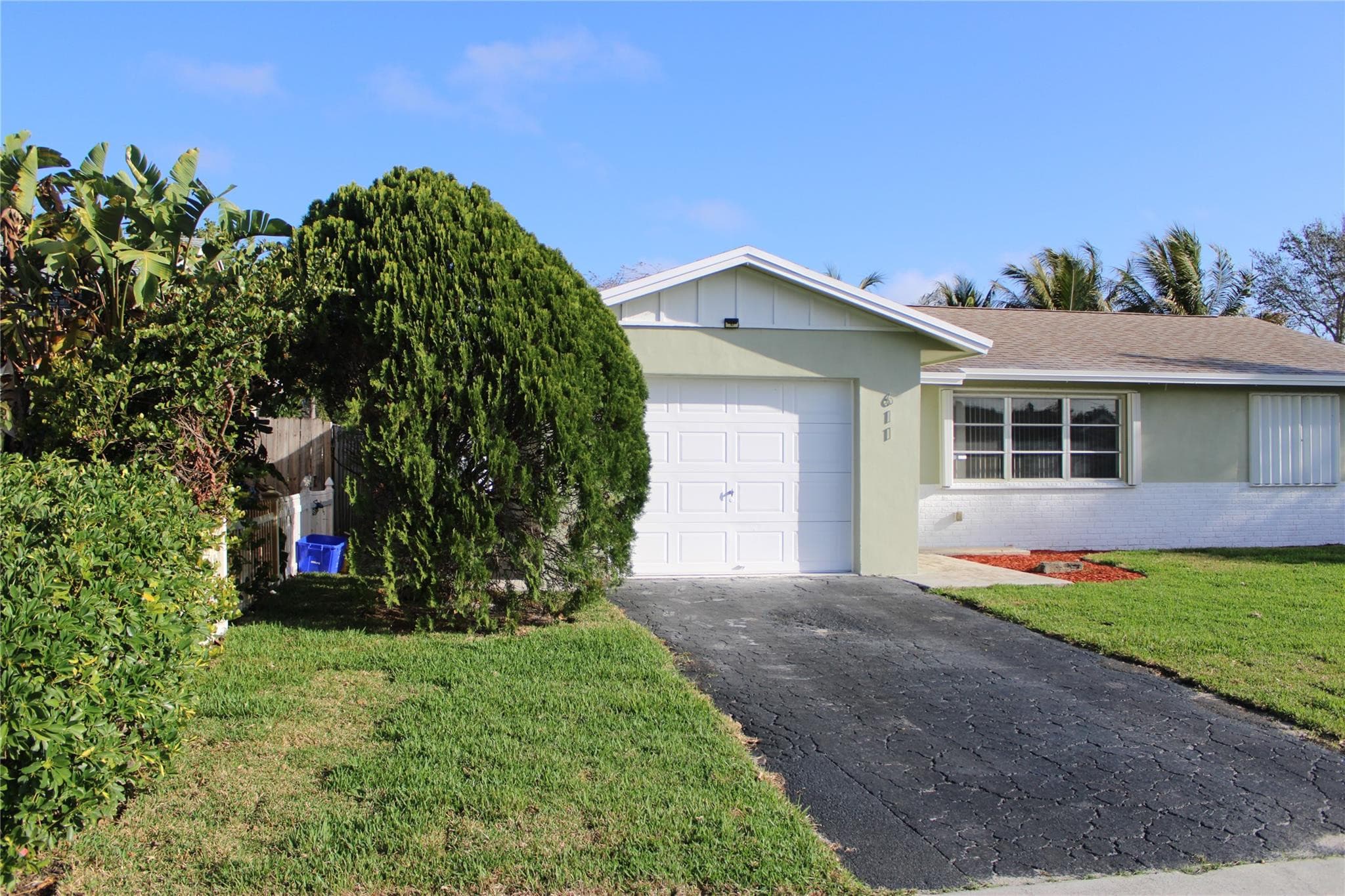 611 SW 1st Avenue, Boynton Beach, FL 33426 — photo 2 of 28