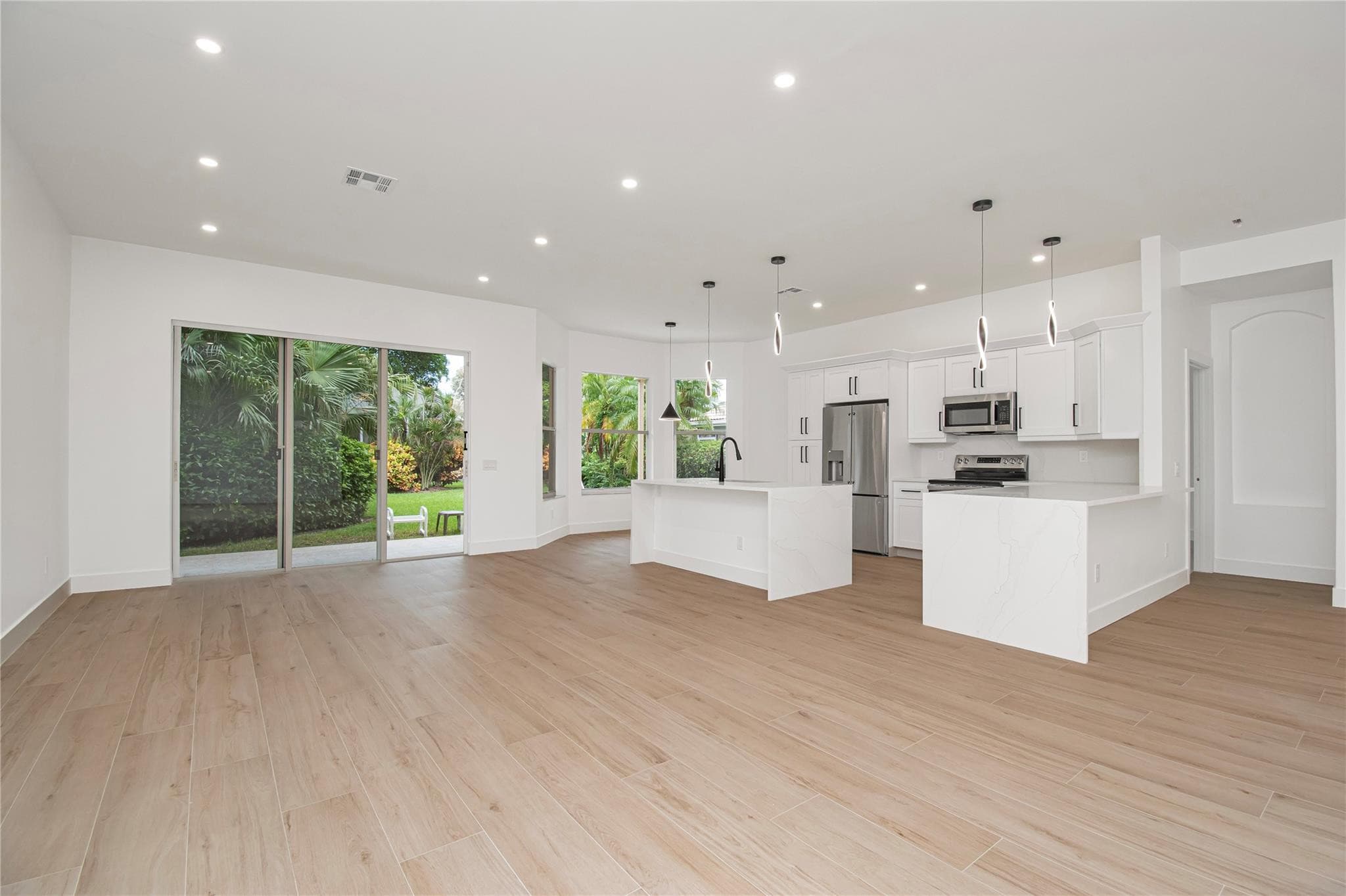 11524 Corazon Court, Boynton Beach, FL 33437 — photo 10 of 48