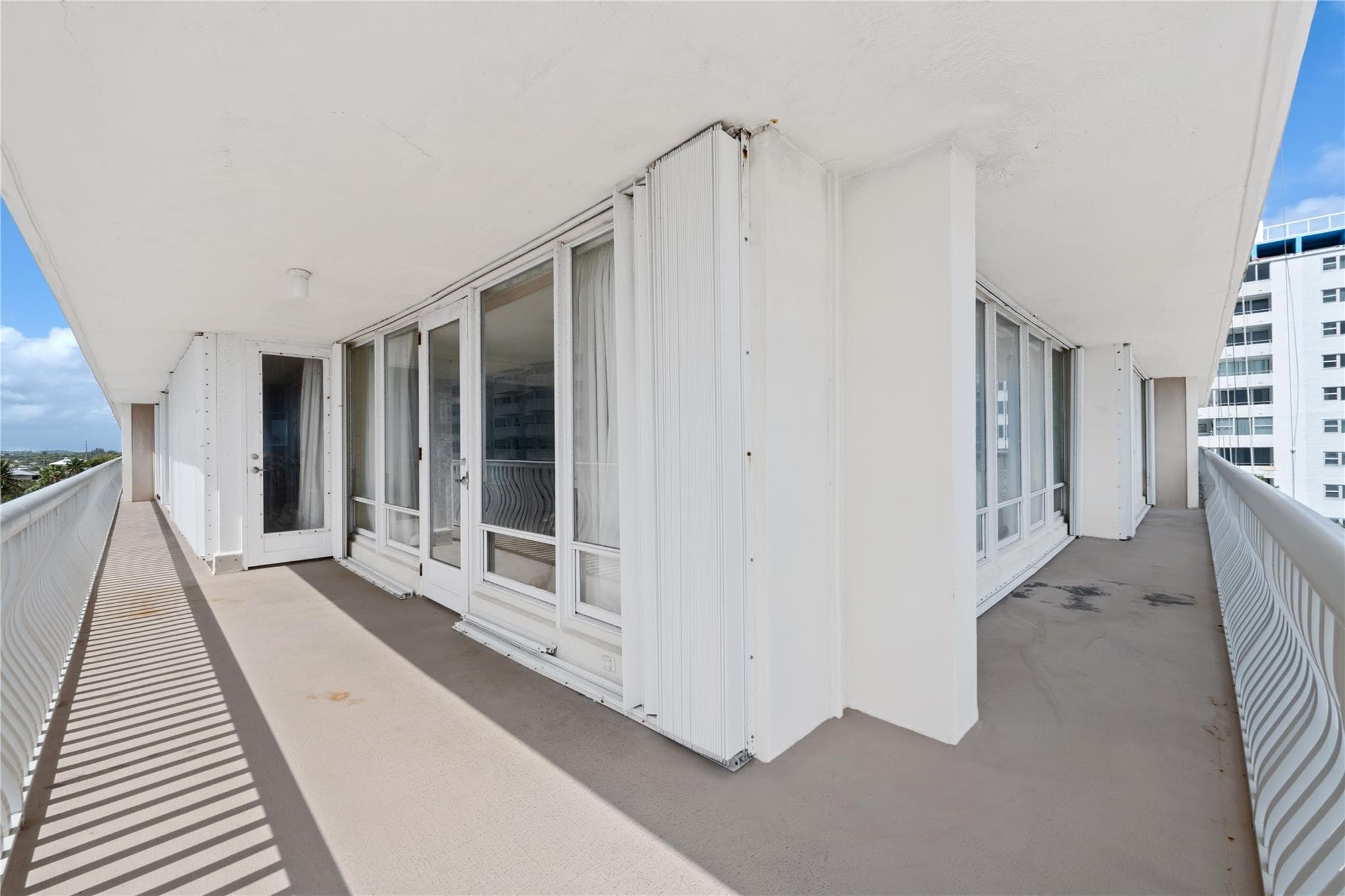 4020 Galt Ocean Drive 412, Fort Lauderdale, FL 33308 — photo 7 of 50