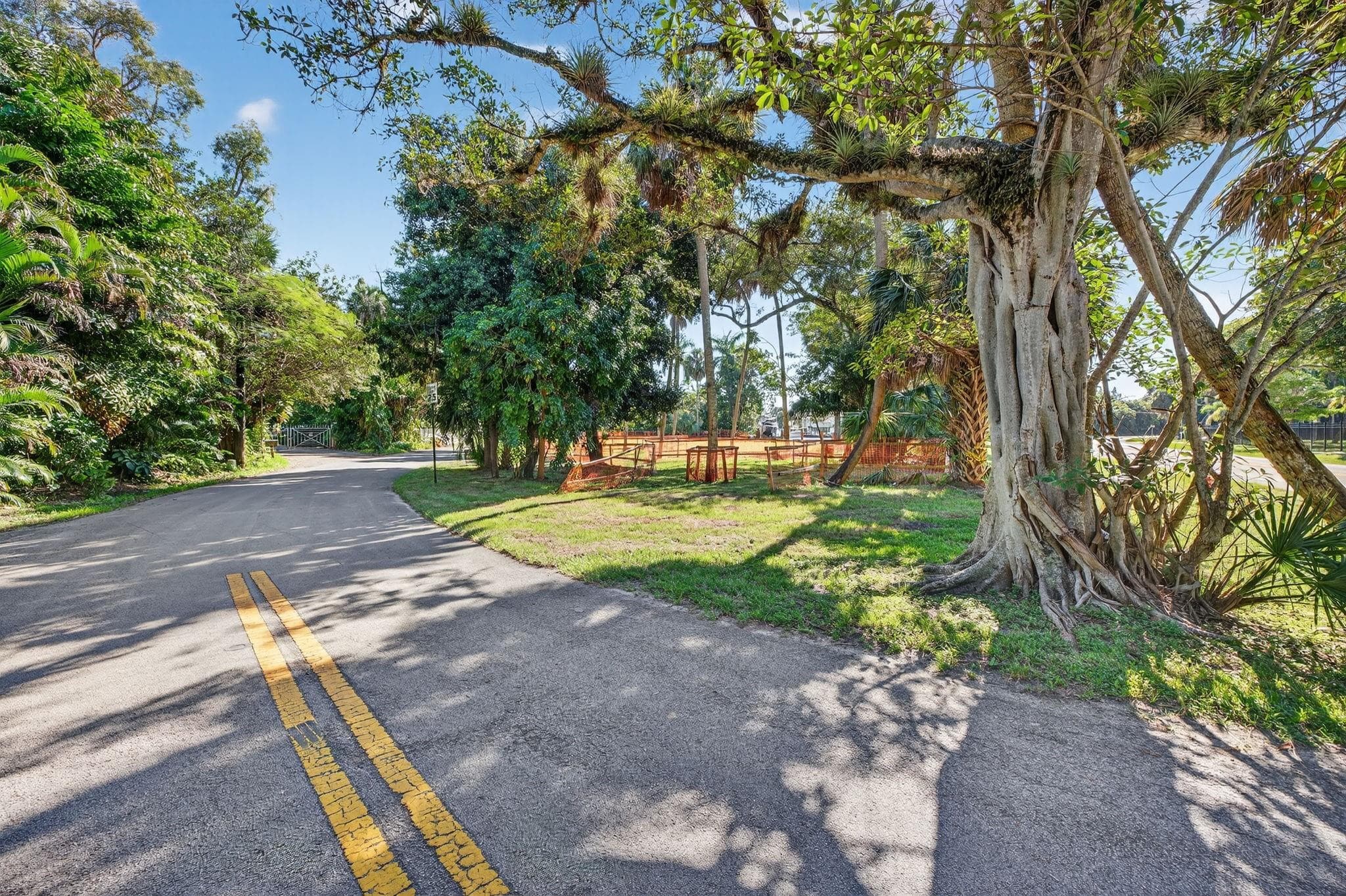 2500 Riverland Road, Fort Lauderdale, FL 33312 — photo 9 of 54