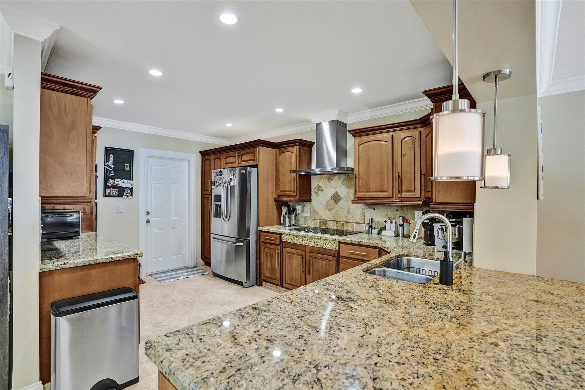 5409 Madison Street, Hollywood, FL 33021 — photo 19 of 49
