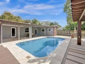 545 NW 46th Avenue, Plantation, FL 33317 — photo 6 of 17