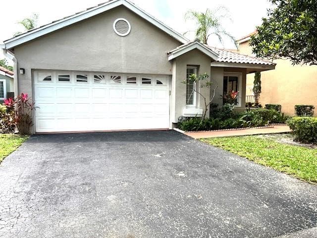 10110 NW 5th Street, Plantation, FL 33324 — photo 1 of 38