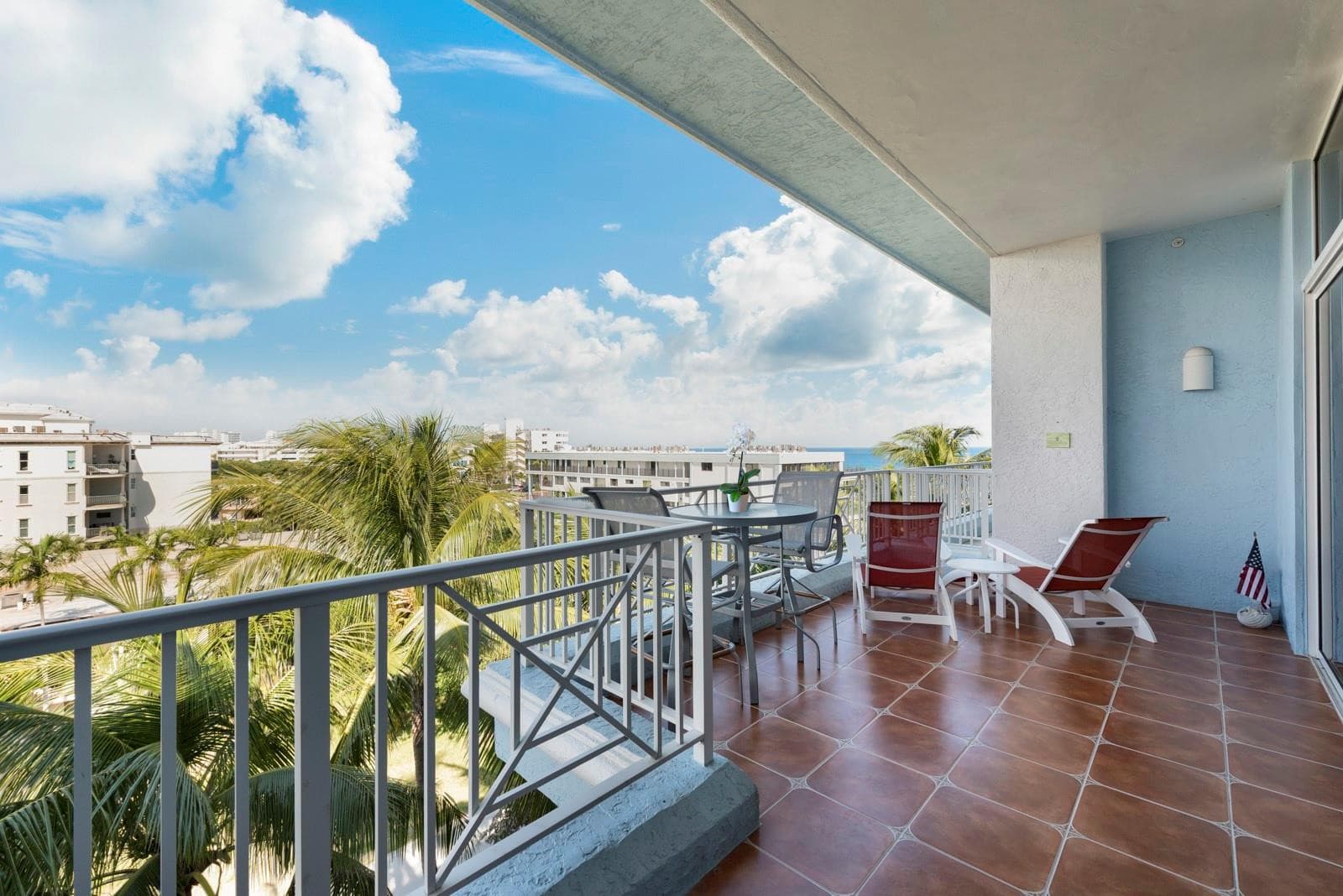 701 SE 21st Avenue 502, Deerfield Beach, FL 33441 — photo 9 of 44