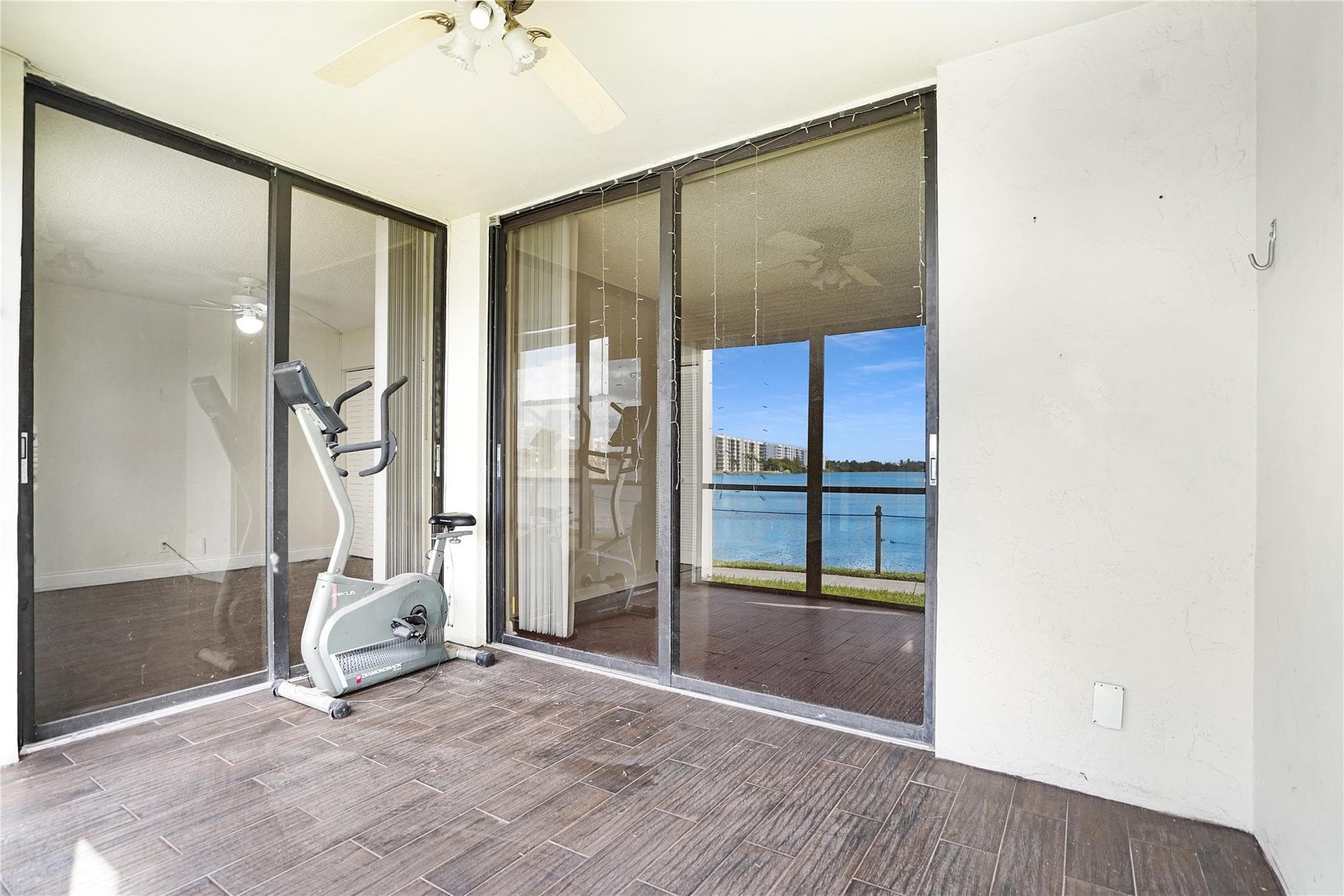 109 Lake Emerald Drive 110, Oakland Park, FL 33309 — photo 29 of 42