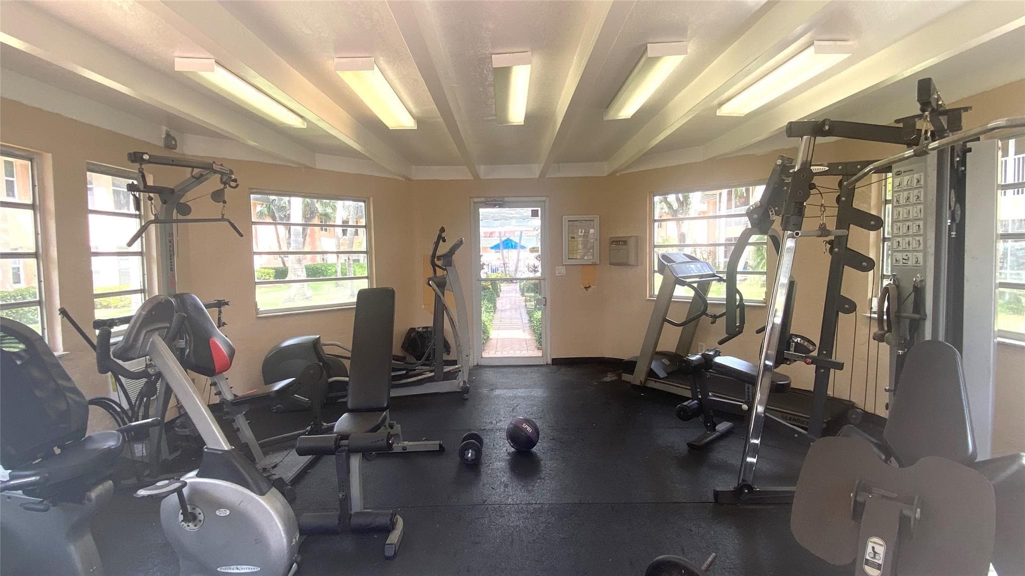770 SE 2nd Avenue F101, Deerfield Beach, FL 33441 — photo 7 of 23