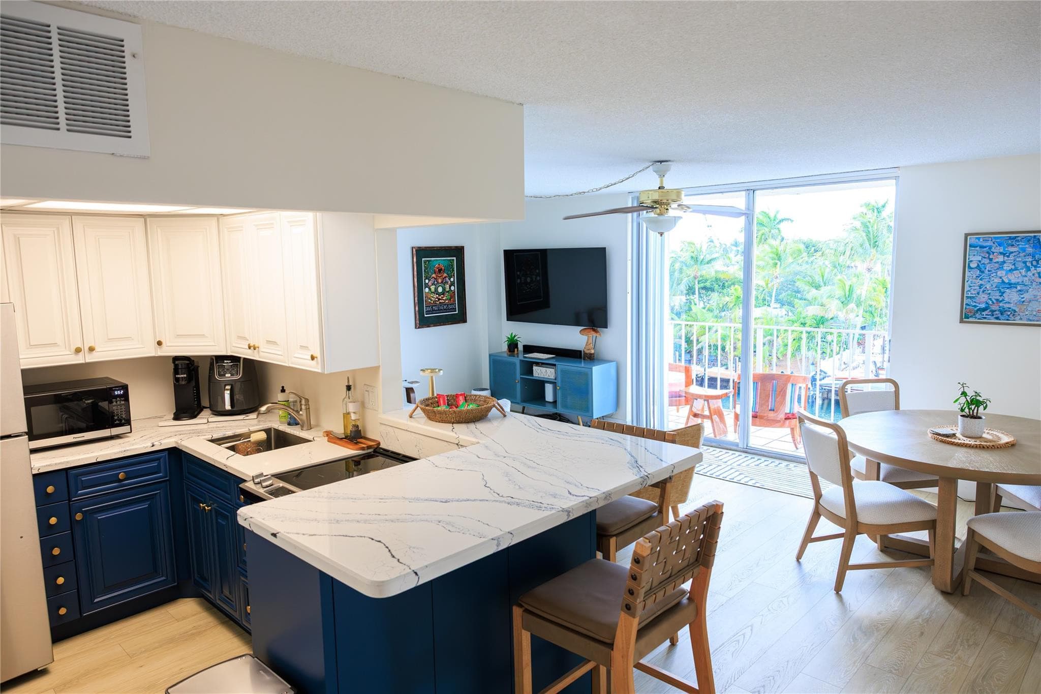 1777 SE 15th Street 404, Fort Lauderdale, FL 33316 — photo 3 of 21