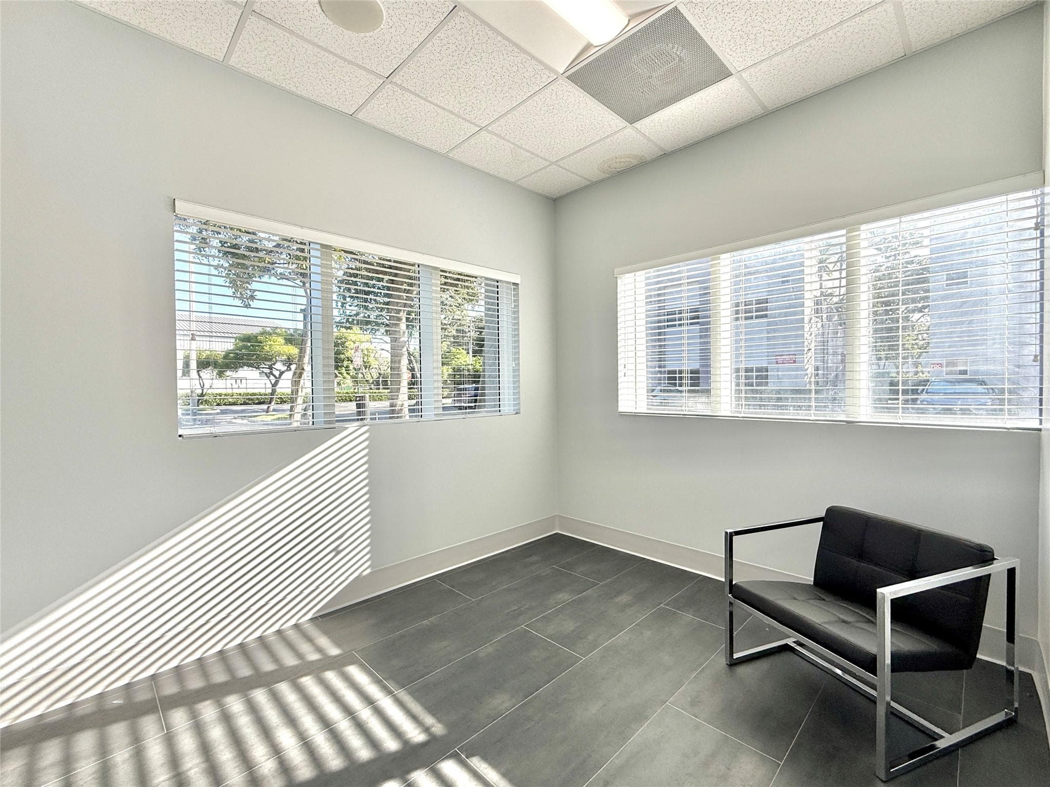2933 NW 62nd Street 101, Fort Lauderdale, FL 33309 — photo 8 of 31