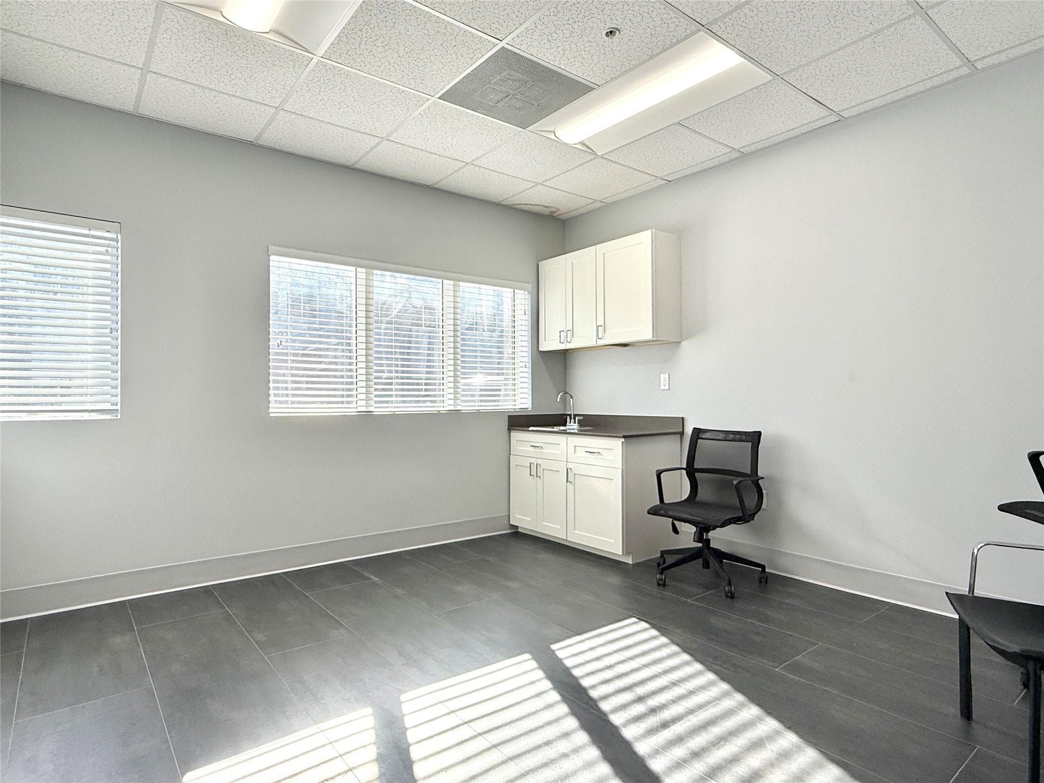 2933 NW 62nd Street 101, Fort Lauderdale, FL 33309 — photo 13 of 31