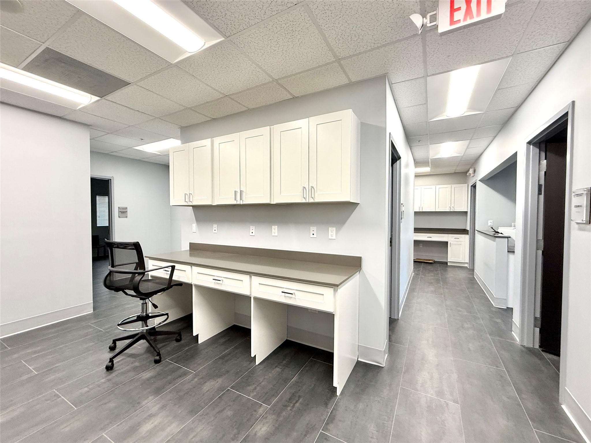 2933 NW 62nd Street 101, Fort Lauderdale, FL 33309 — photo 17 of 31