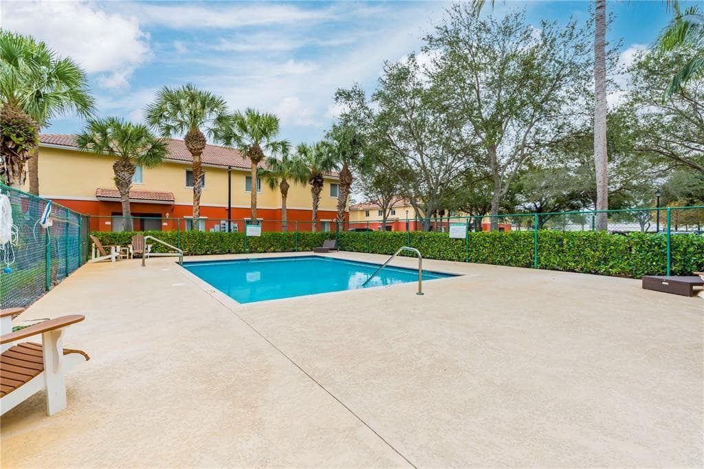 7401 Palomino Drive 117, Hollywood, FL 33024 — photo 34 of 36