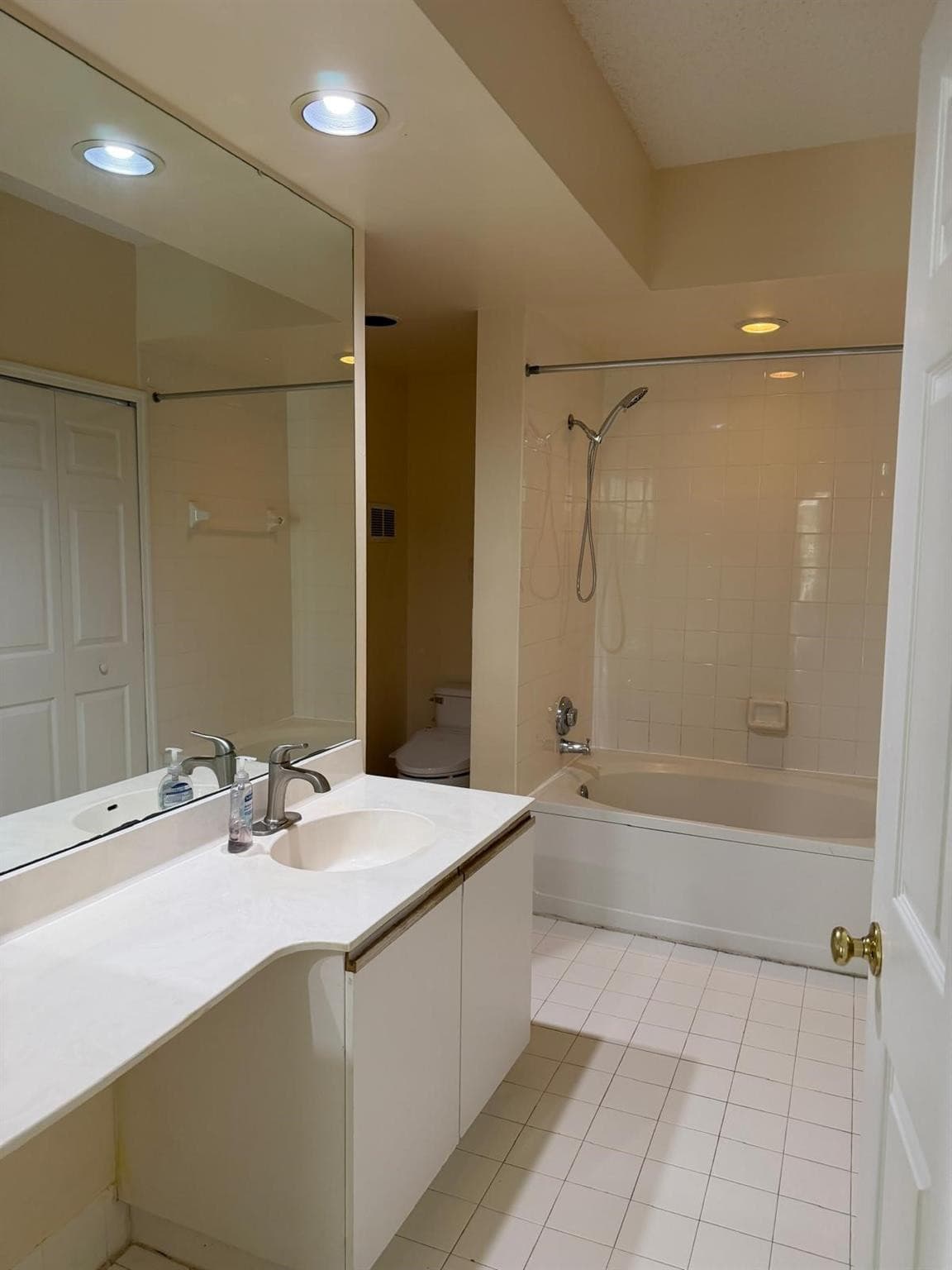 3225 NE 184th Street 10303, Aventura, FL 33160 — photo 13 of 33