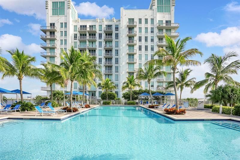 300 S Australian Avenue 601, West Palm Beach, FL 33401 — photo 1 of 21