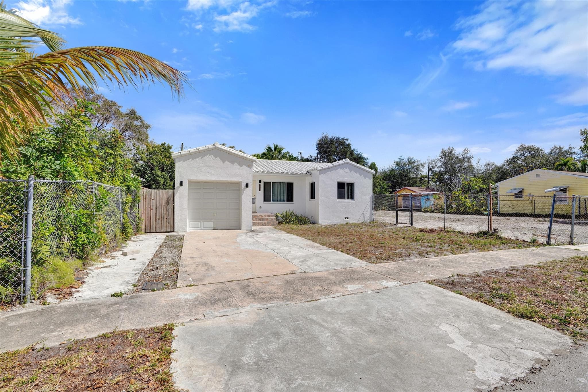 1904 SE 1st Avenue, Fort Lauderdale, FL 33316 — photo 6 of 51
