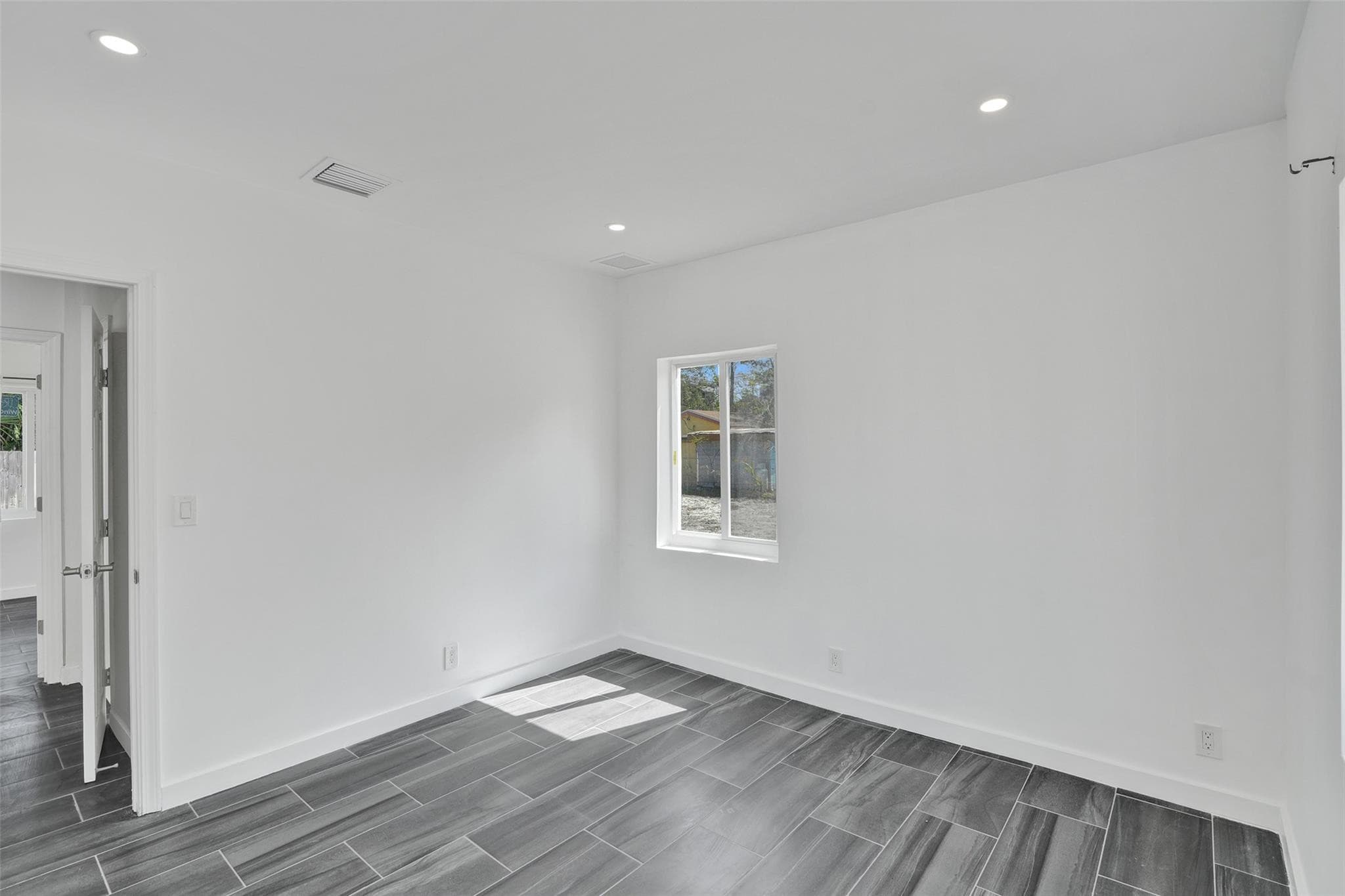 1904 SE 1st Avenue, Fort Lauderdale, FL 33316 — photo 18 of 51