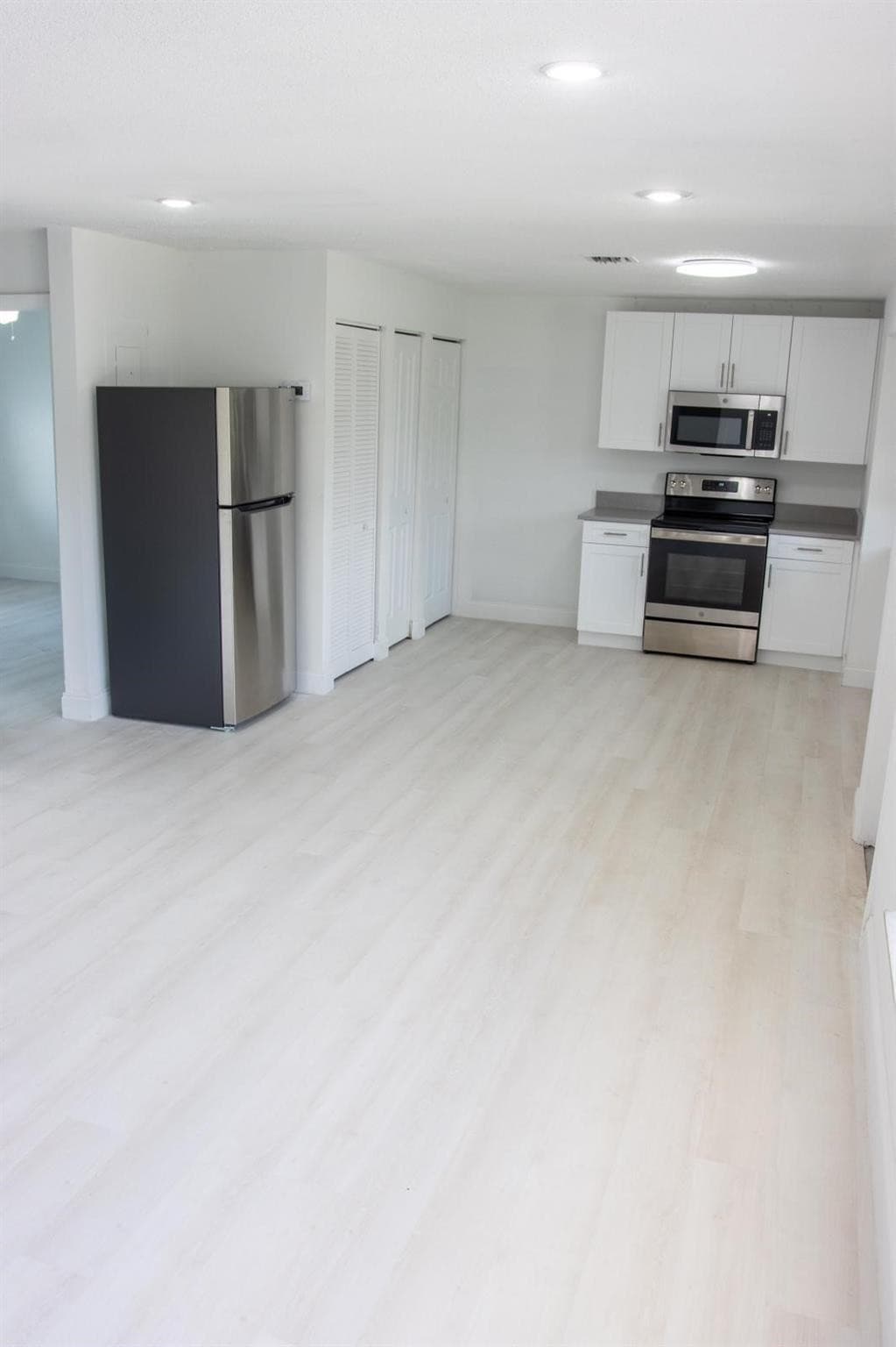 320 NW 4th Avenue 1, Deerfield Beach, FL 33441 — photo 30 of 33