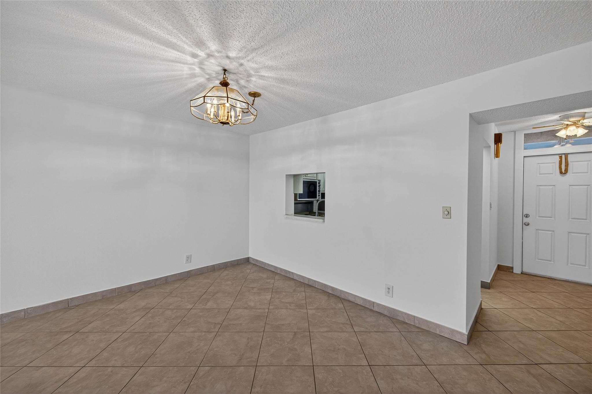 610 NE 12th Avenue 601, Hallandale Beach, FL 33009 — photo 5 of 48