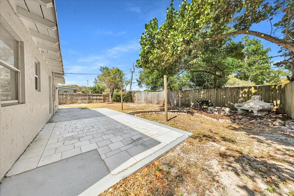 305 NE 8th Street, Pompano Beach, FL 33060 — photo 36 of 39