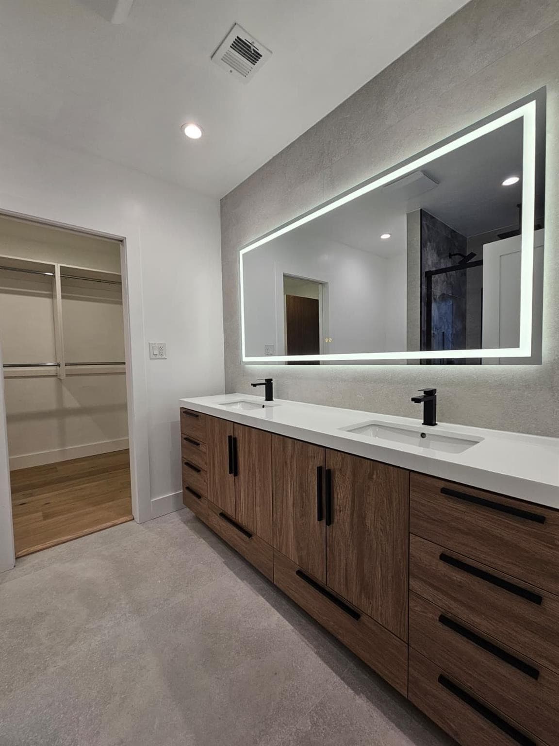 8801 N Miami Avenue, El Portal, FL 33150 — photo 11 of 22