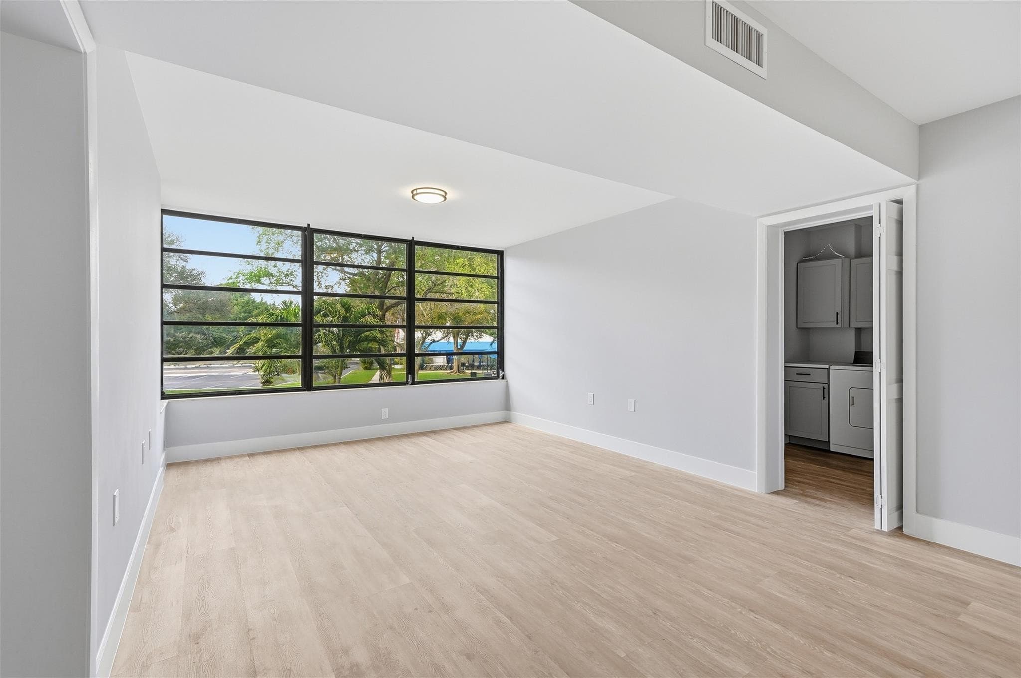 1717 Whitehall Drive 205, Davie, FL 33324 — photo 14 of 21