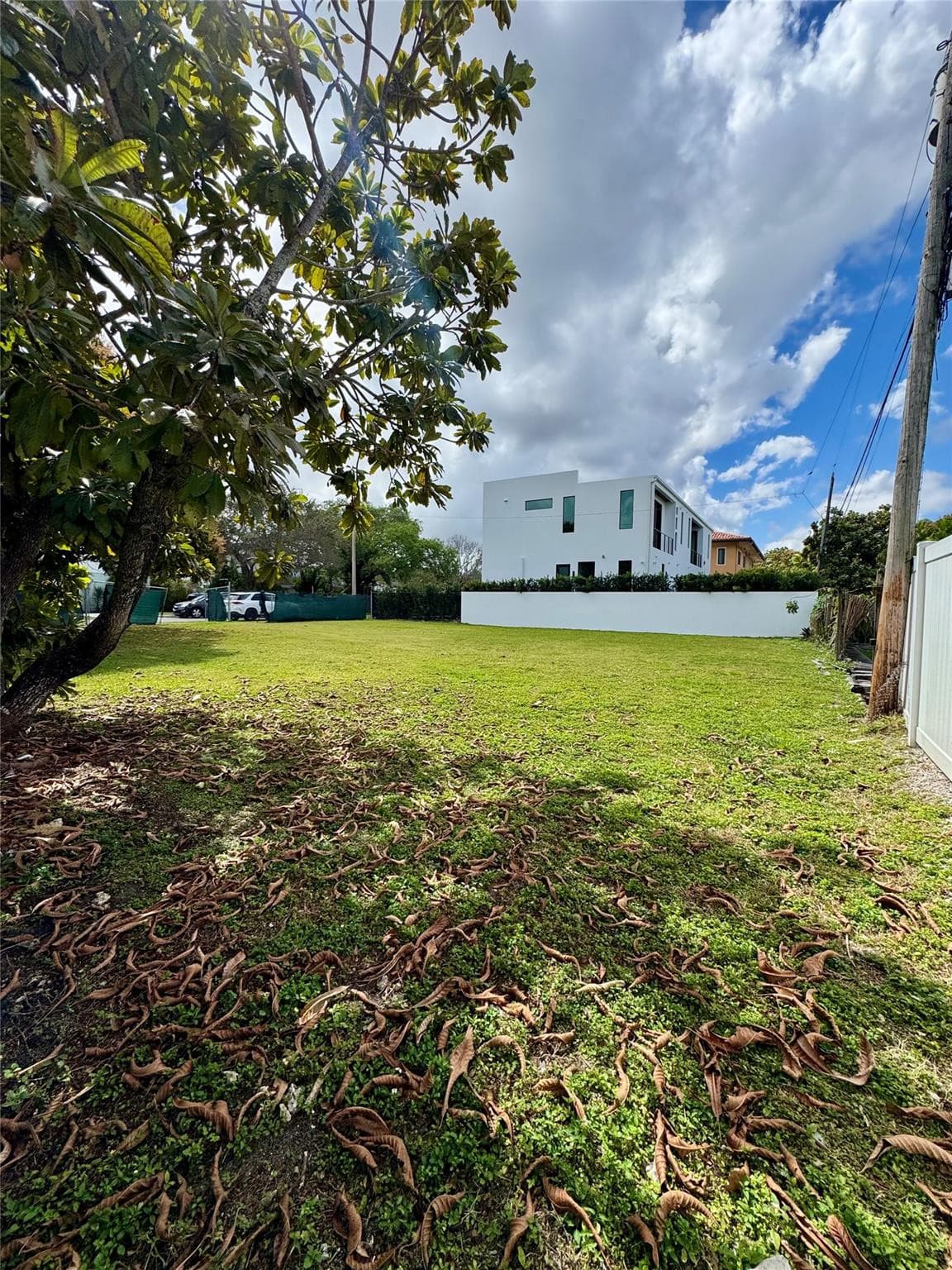 4221 SW 11th Street, Miami, FL 33134 — photo 5 of 10