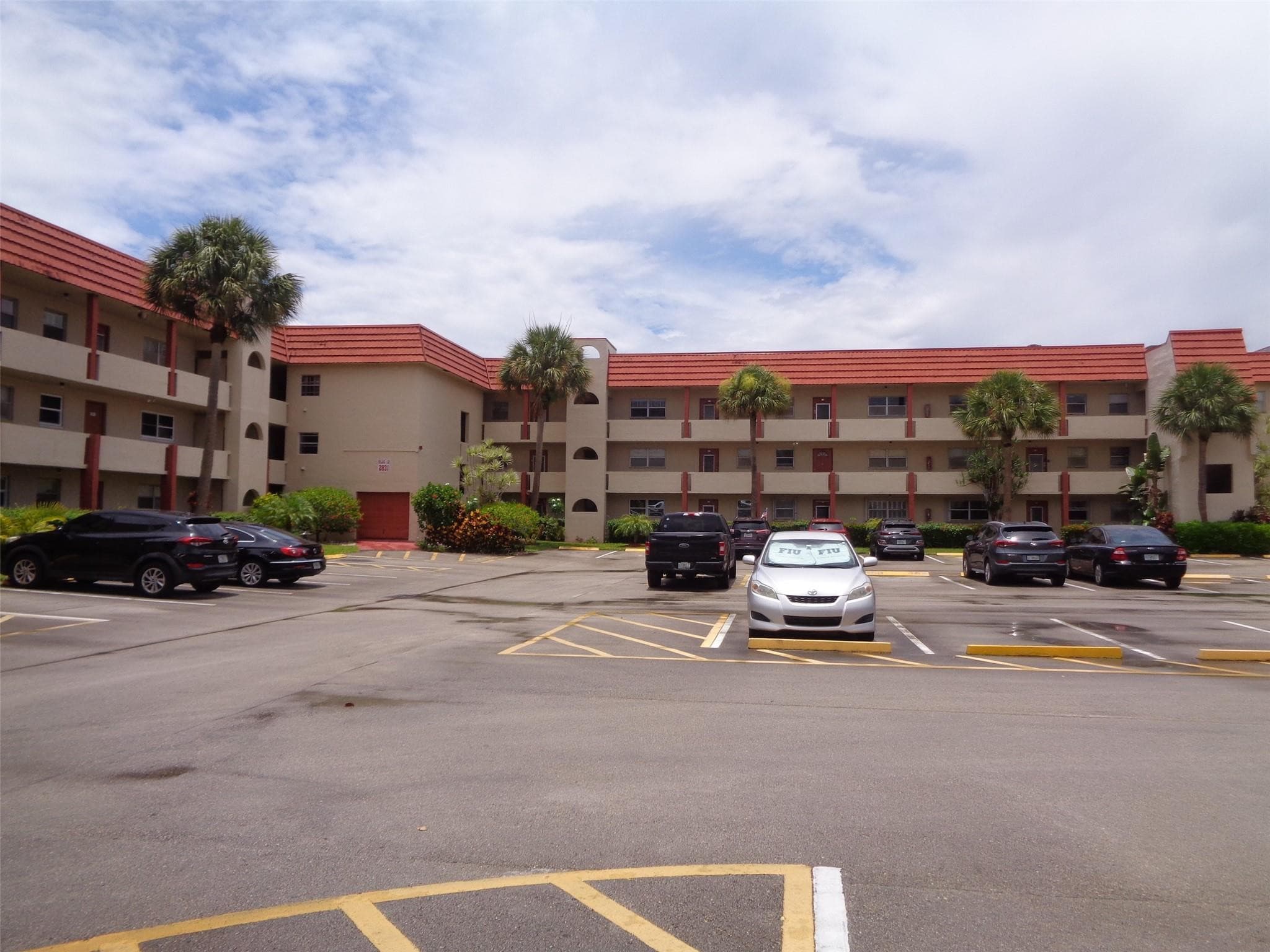 2831 E Sunrise Lakes Drive 209, Sunrise, FL 33322 — photo 1 of 35