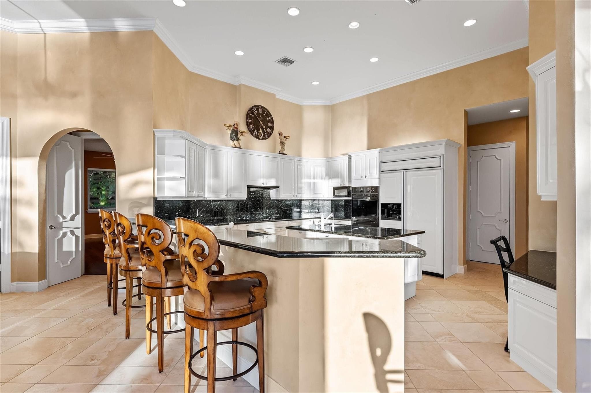 3060 Paddock Road, Weston, FL 33331 — photo 19 of 80
