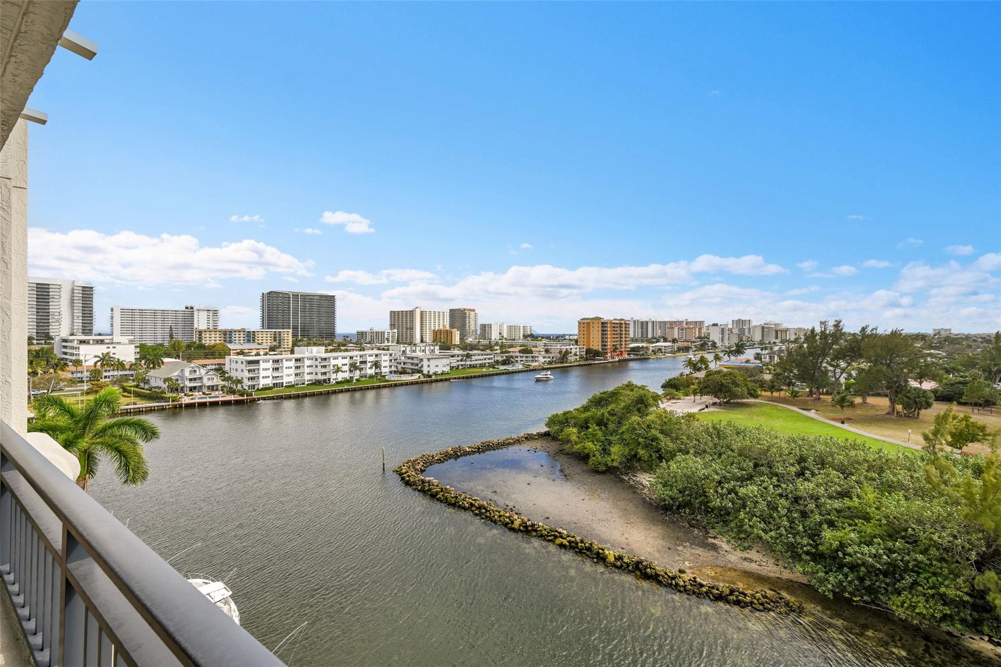 2880 NE 14th Street Causeway 710, Pompano Beach, FL 33062 — photo 21 of 41