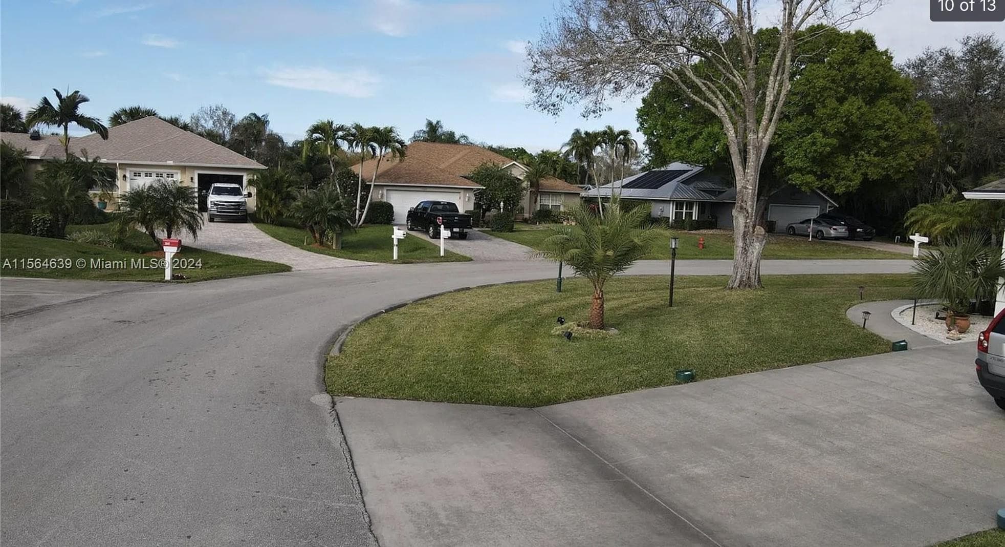 755 38th Court, Vero Beach, FL 32968 — photo 3 of 11