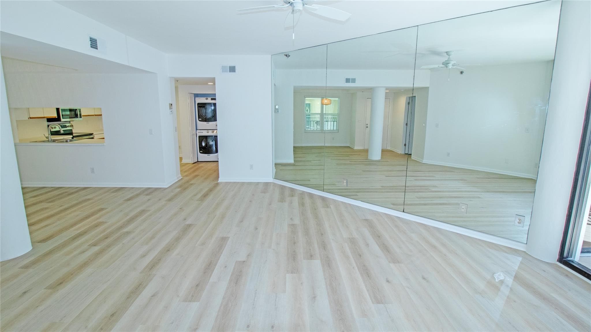 221 NE Plantation Road 213, Stuart, FL 34996 — photo 5 of 34