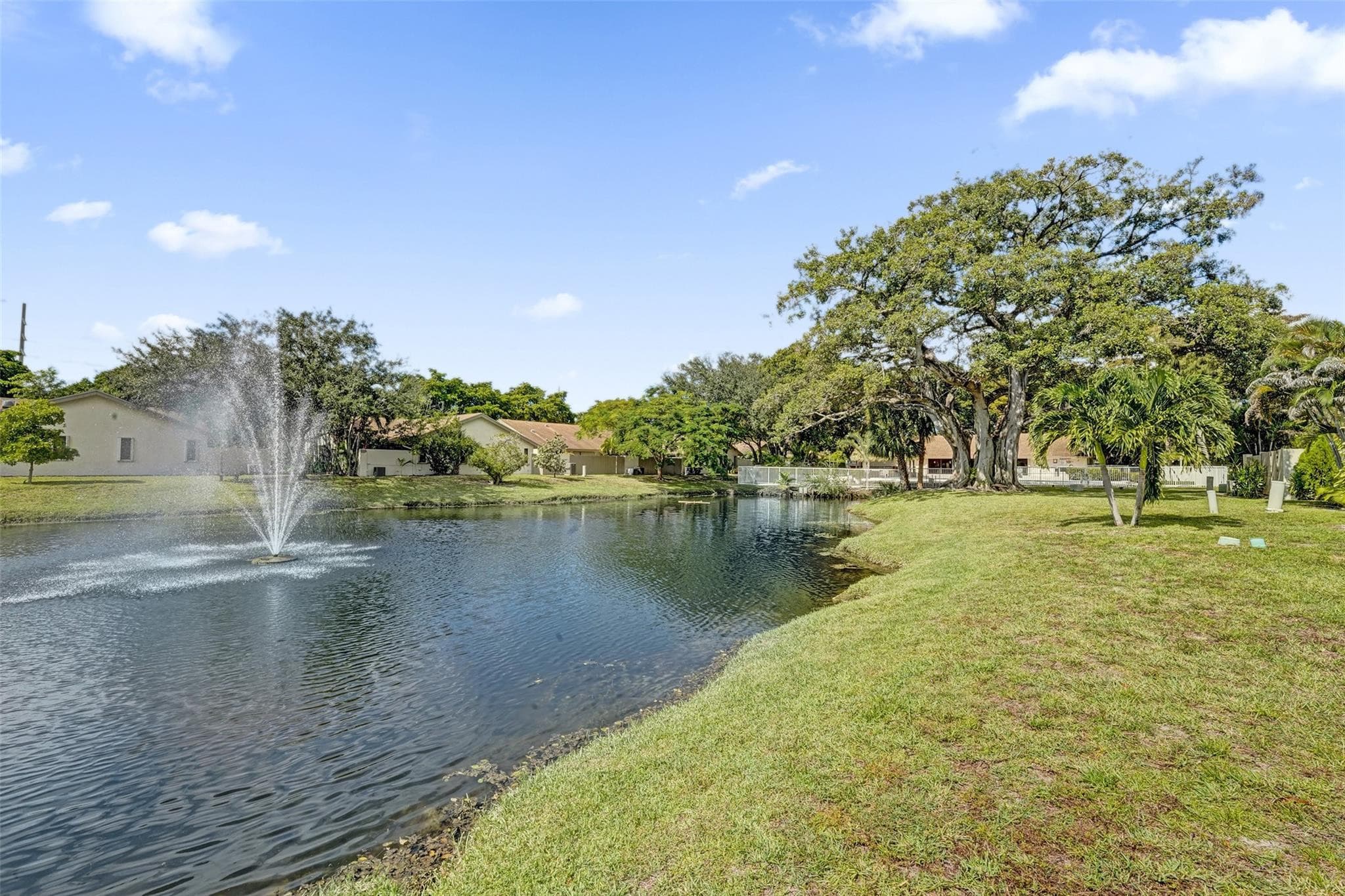 3082 S Oakland Forest Drive 1306, Oakland Park, FL 33309 — photo 19 of 27