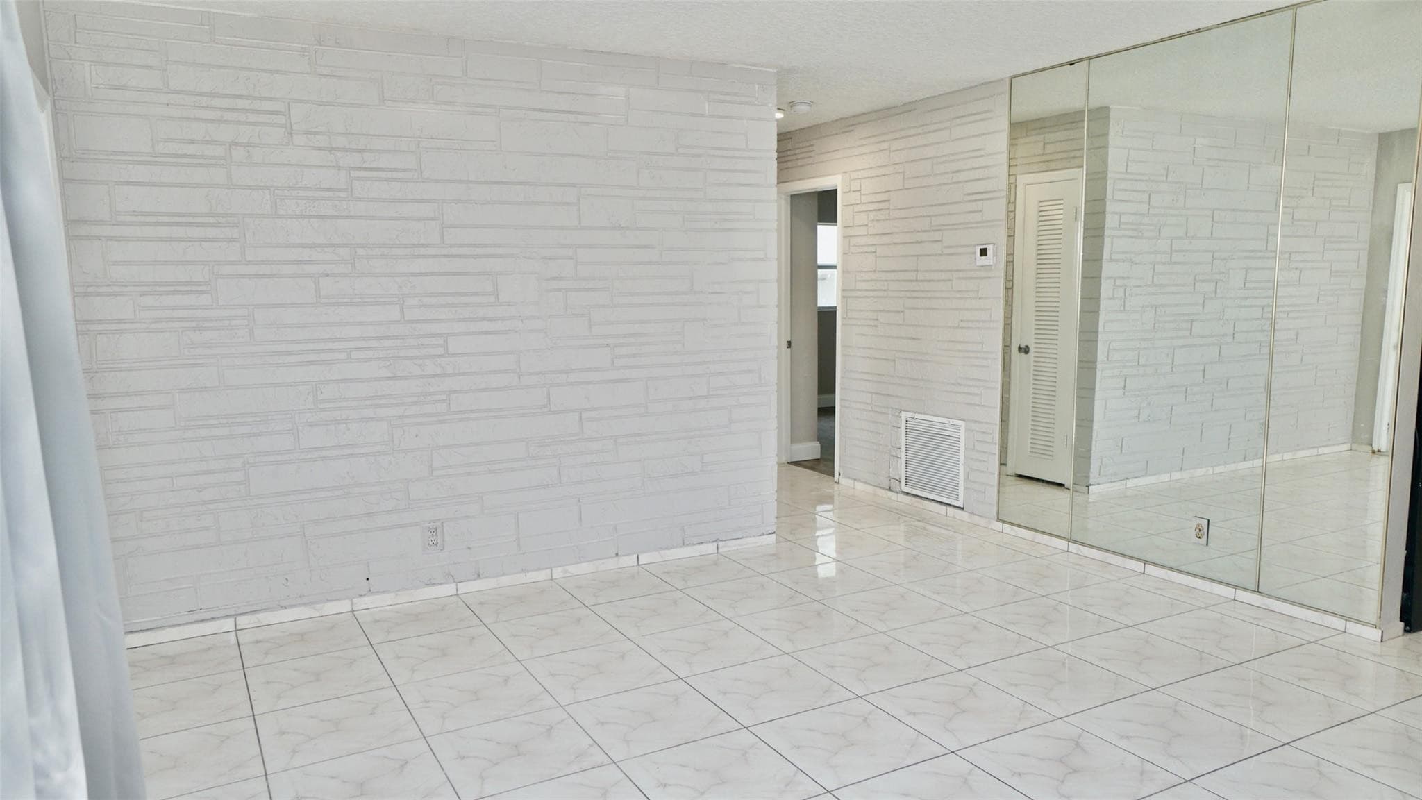 5908 NW 81st Avenue, Tamarac, FL 33321 — photo 7 of 32
