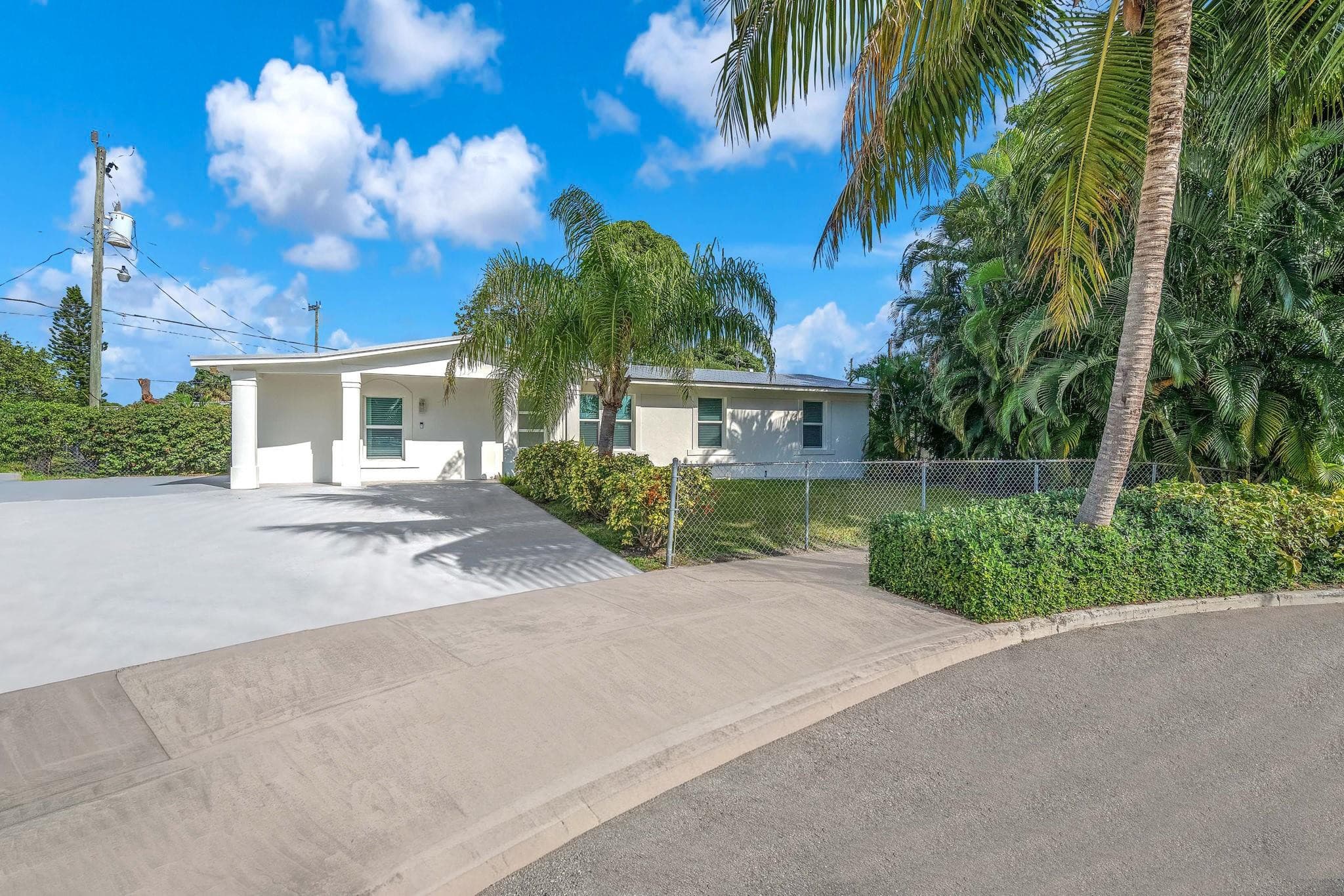 3308 E El Vedado Court, West Palm Beach, FL 33405 — photo 2 of 24