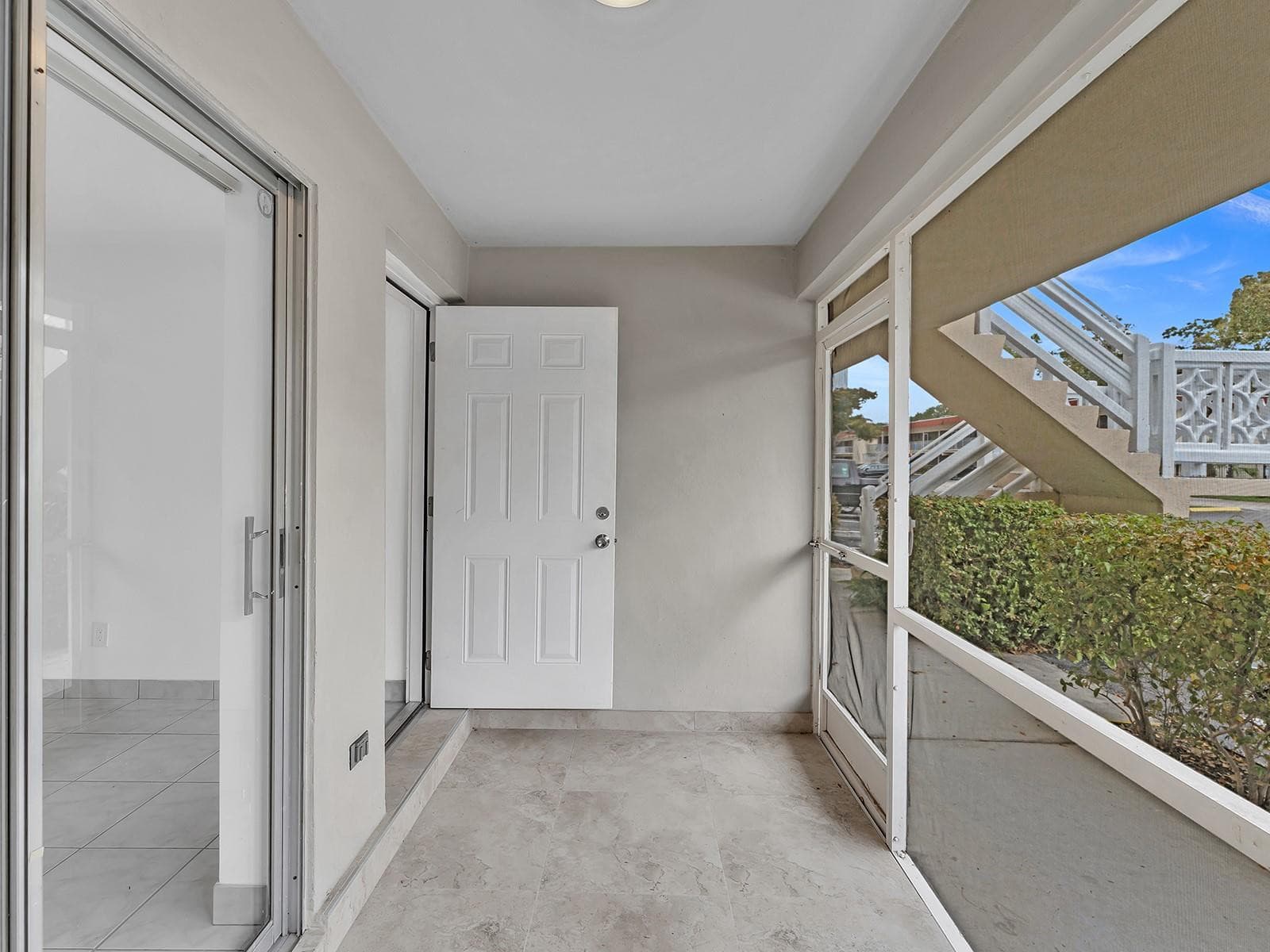 5375 SW 40th Avenue 105, Fort Lauderdale, FL 33314 — photo 7 of 17