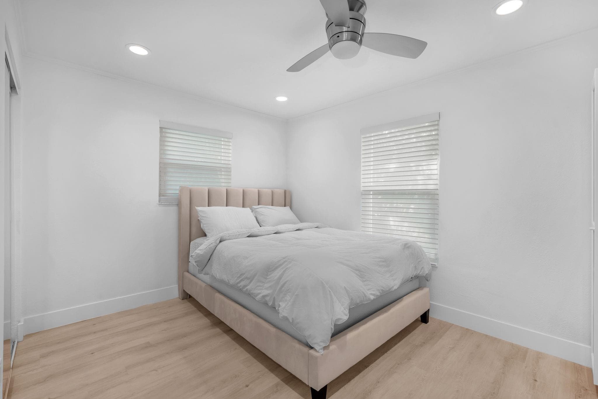 3308 E El Vedado Court, West Palm Beach, FL 33405 — photo 14 of 24