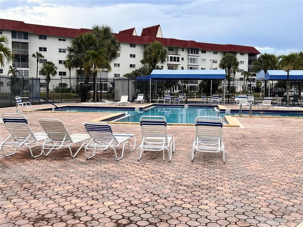 4851 NW 21st 403, Lauderhill, FL 33313 — photo 18 of 21