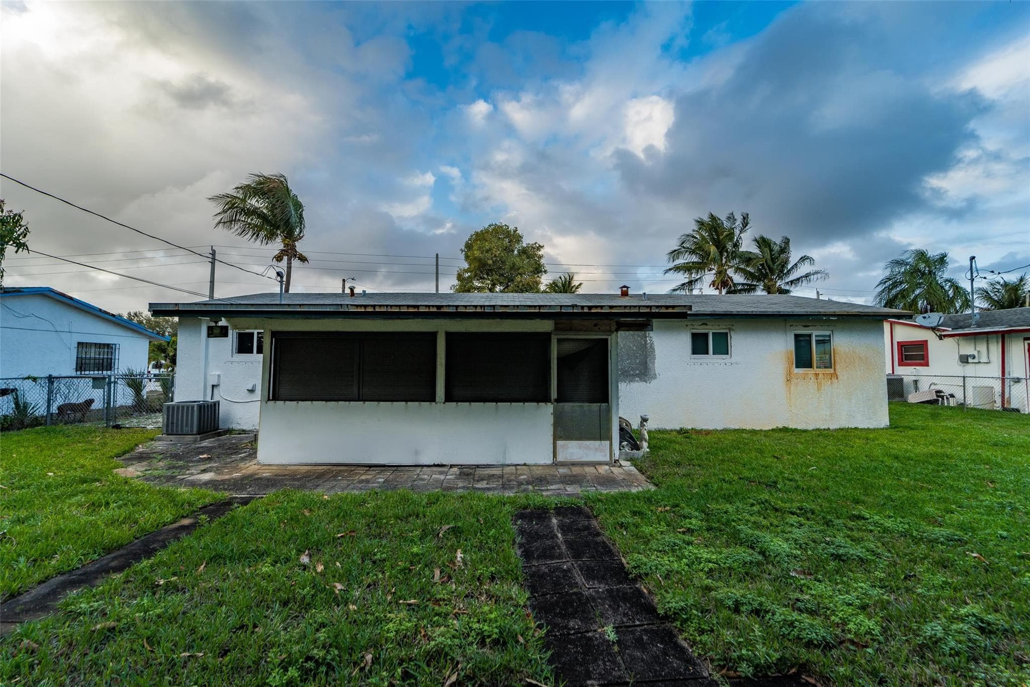 241 W 20th Street, Riviera Beach, FL 33404 — photo 5 of 43