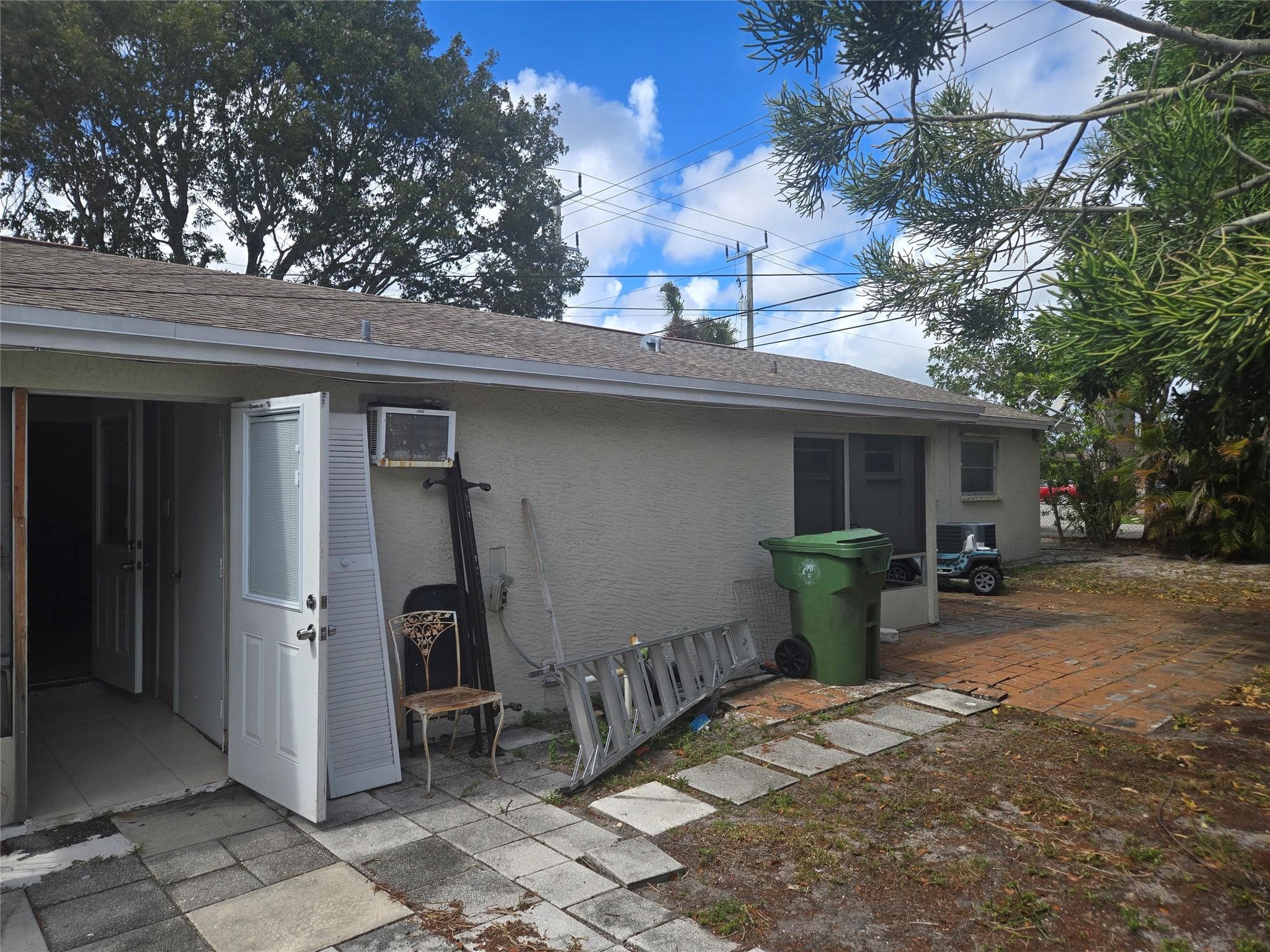 296 Alemeda Drive, Palm Springs, FL 33461 — photo 28 of 50