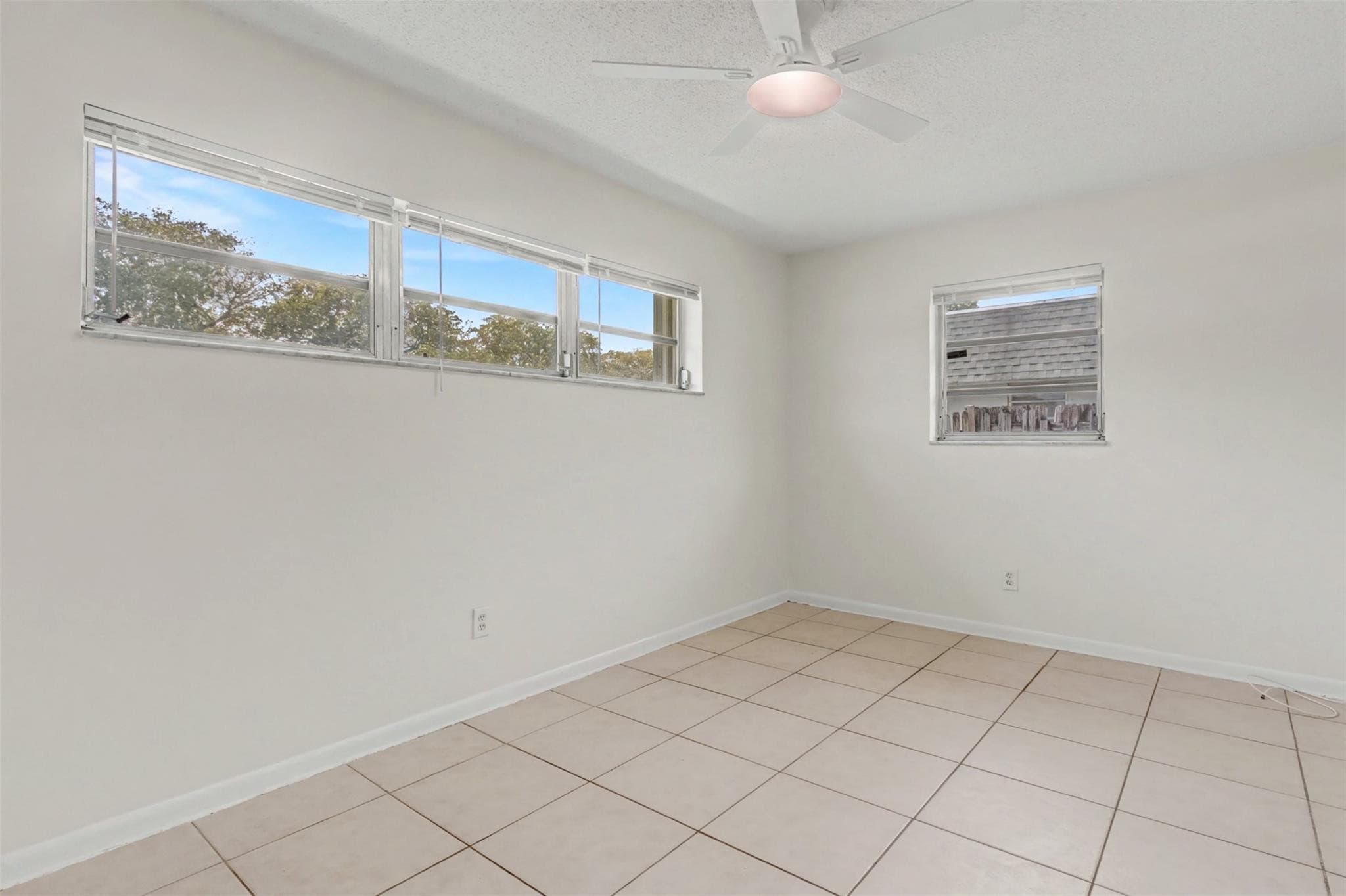 6821-6825 NW 11th Place 6825, Plantation, FL 33317 — photo 37 of 39