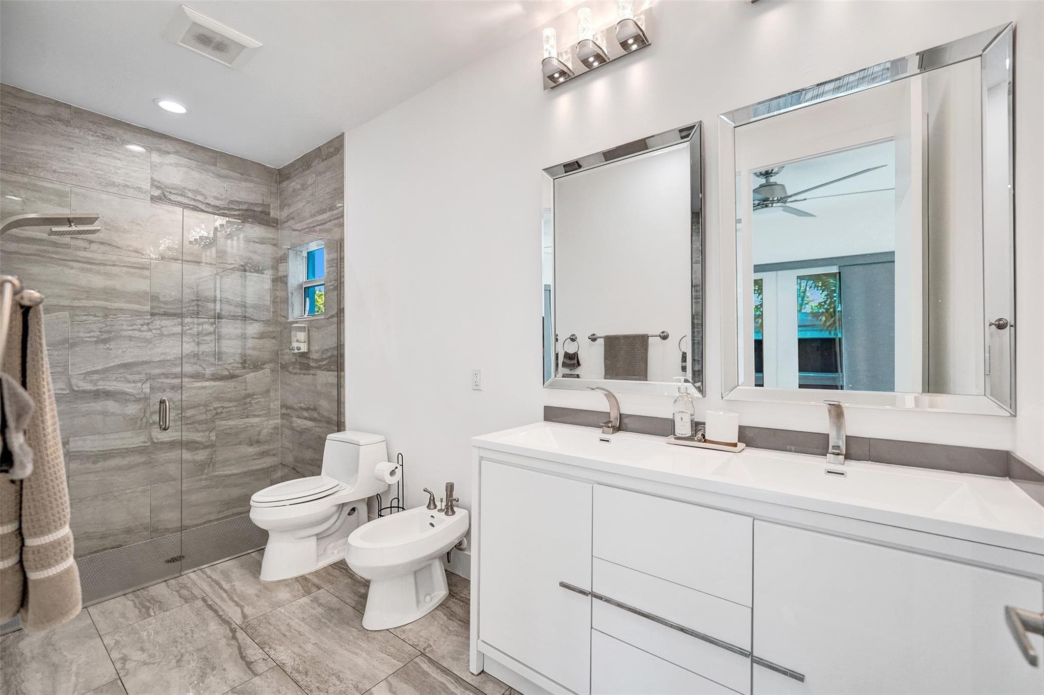 2502 NE 6th Avenue, Wilton Manors, FL 33305 — photo 23 of 61