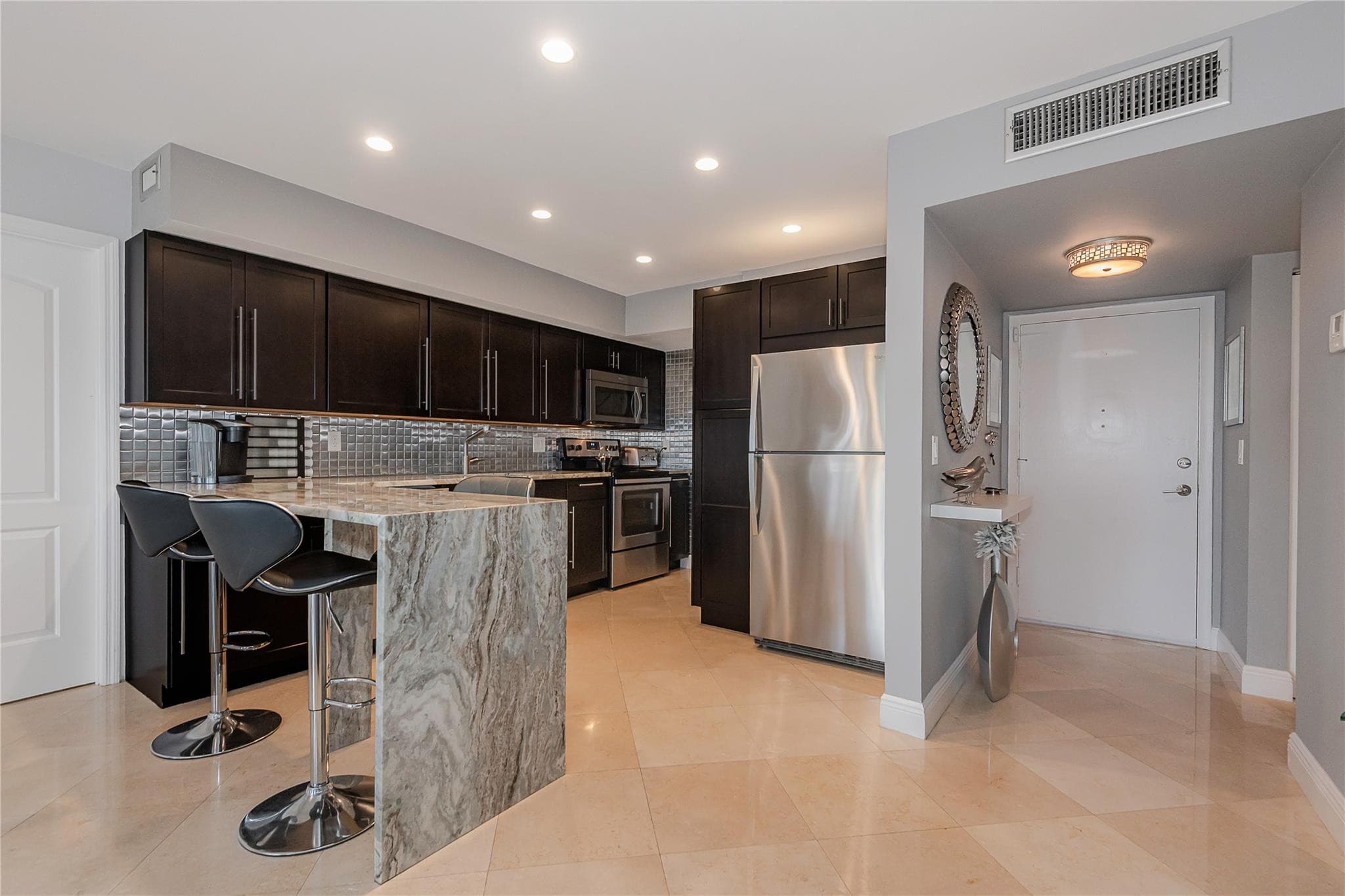 300 Diplomat Parkway 705, Hallandale Beach, FL 33009 — photo 4 of 25