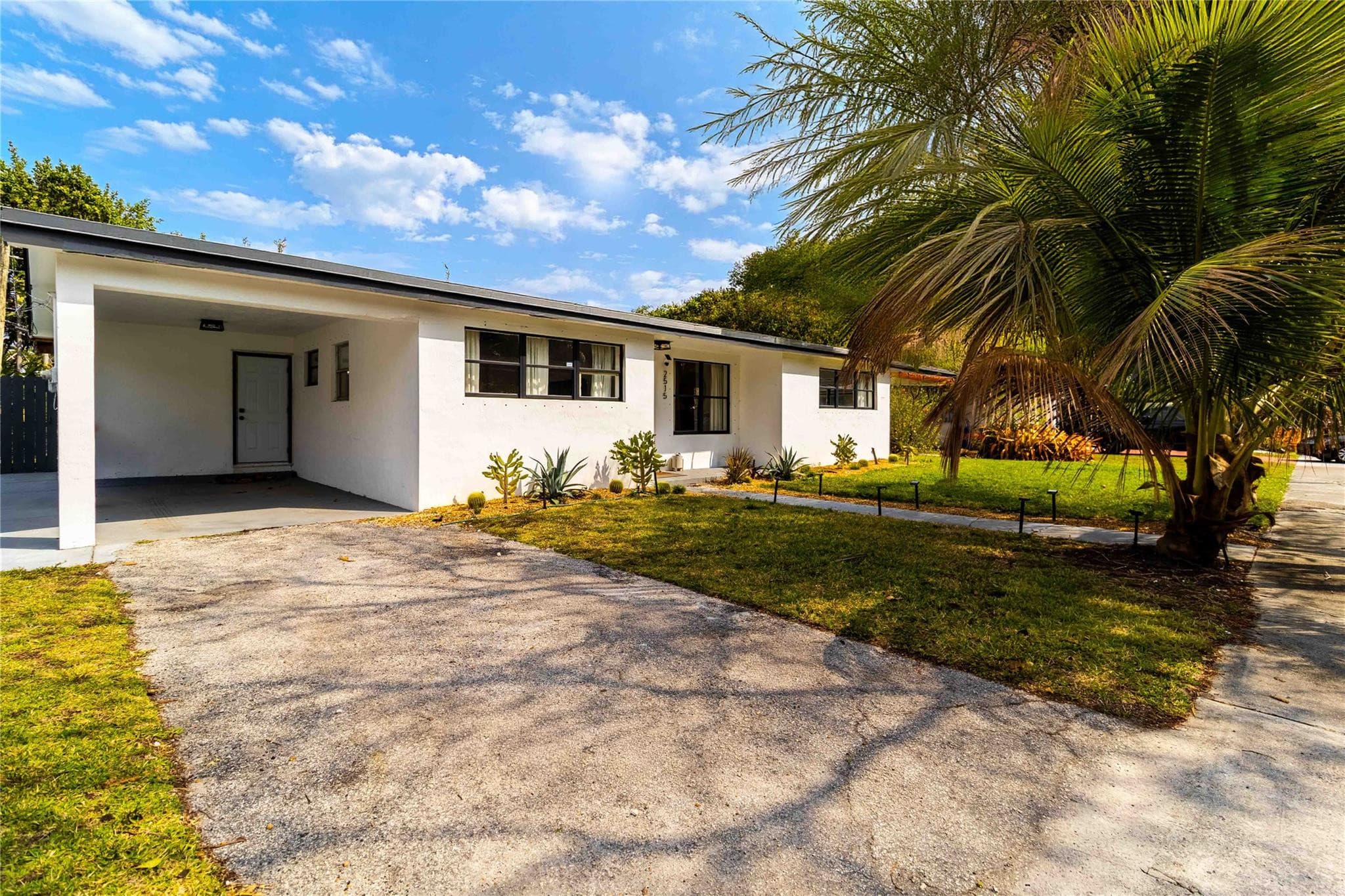 2515 NE 207th Street, Miami, FL 33180 — photo 39 of 50