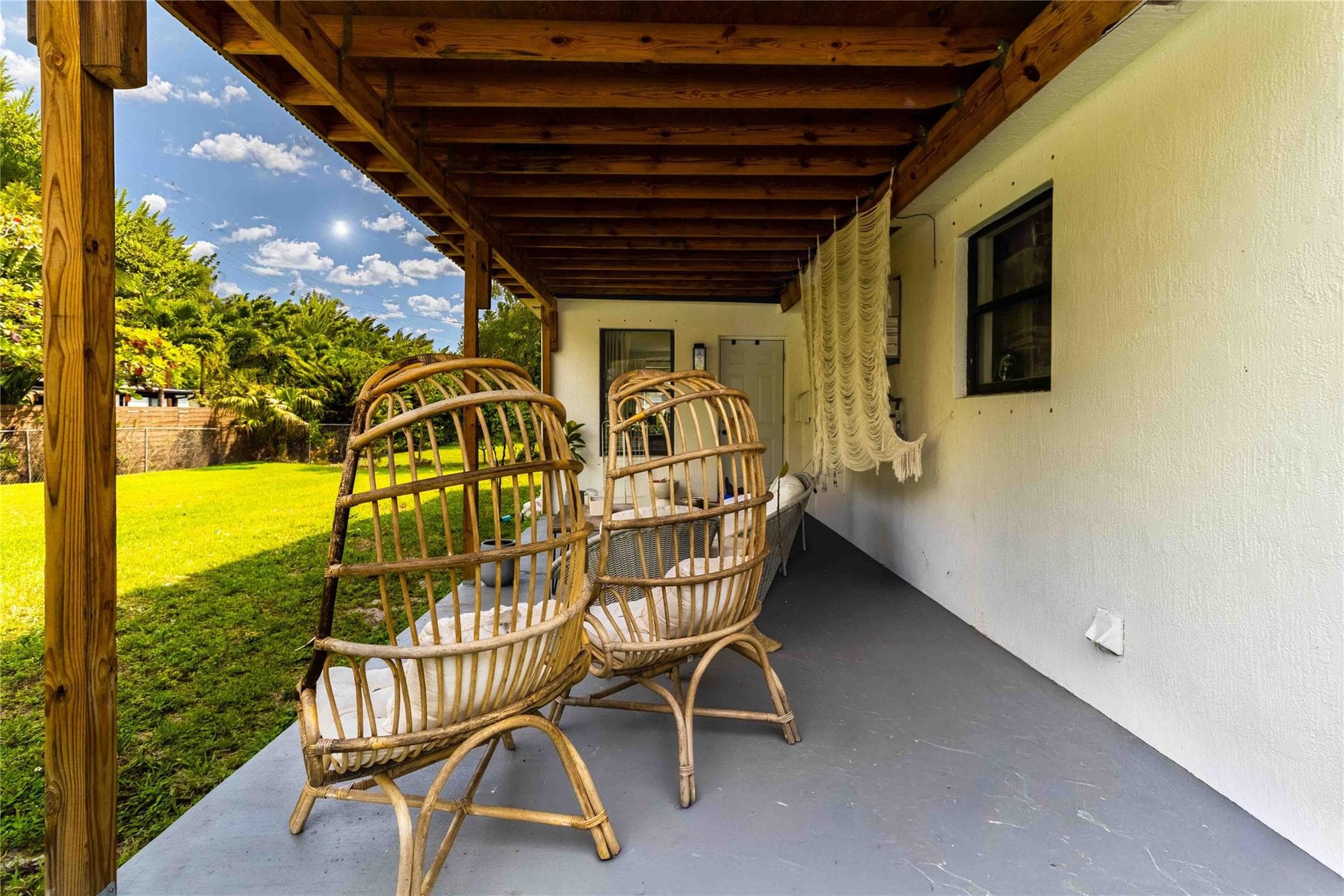 2515 NE 207th Street, Miami, FL 33180 — photo 42 of 50