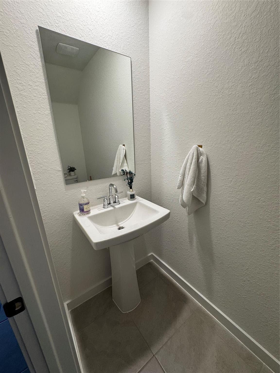 476 NE 5th Terrace, Florida City, FL 33034 — photo 11 of 52