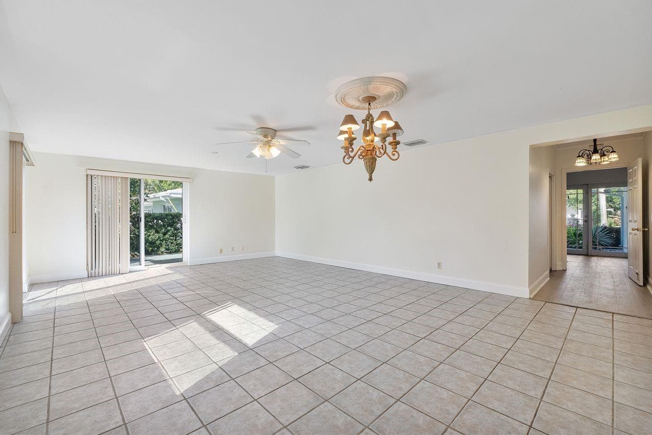 1431 S Ocean Boulevard 87, Lauderdale-By-The-Sea, FL 33062 — photo 18 of 48