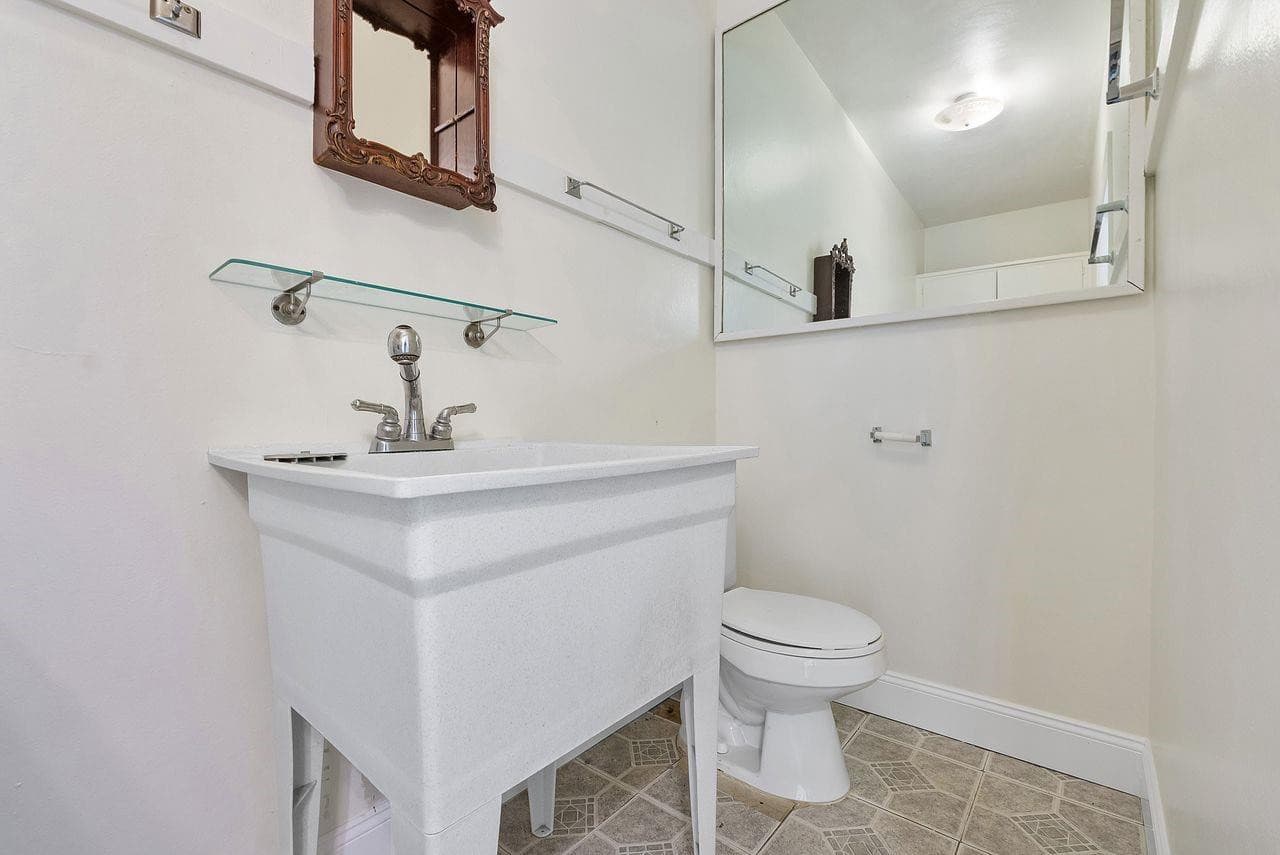 1431 S Ocean Boulevard 87, Lauderdale-By-The-Sea, FL 33062 — photo 22 of 48